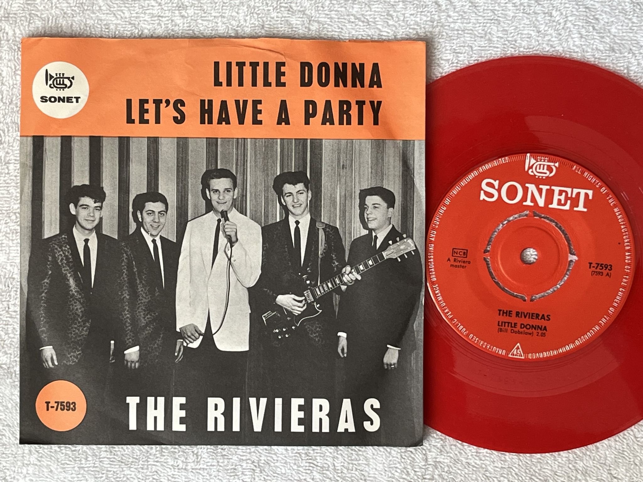 Omslagsbild för skivan THE RIVIERAS little Donna 7" -64 Swe SONET T-7593 ** RED VINYL / orange cover **