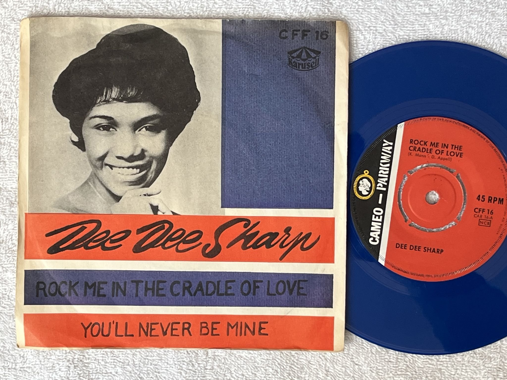 Omslagsbild för skivan DEE DEE SHARP rock me in the cradle of love 7" -63 Swe CAMEO PARKWAY CFF 16