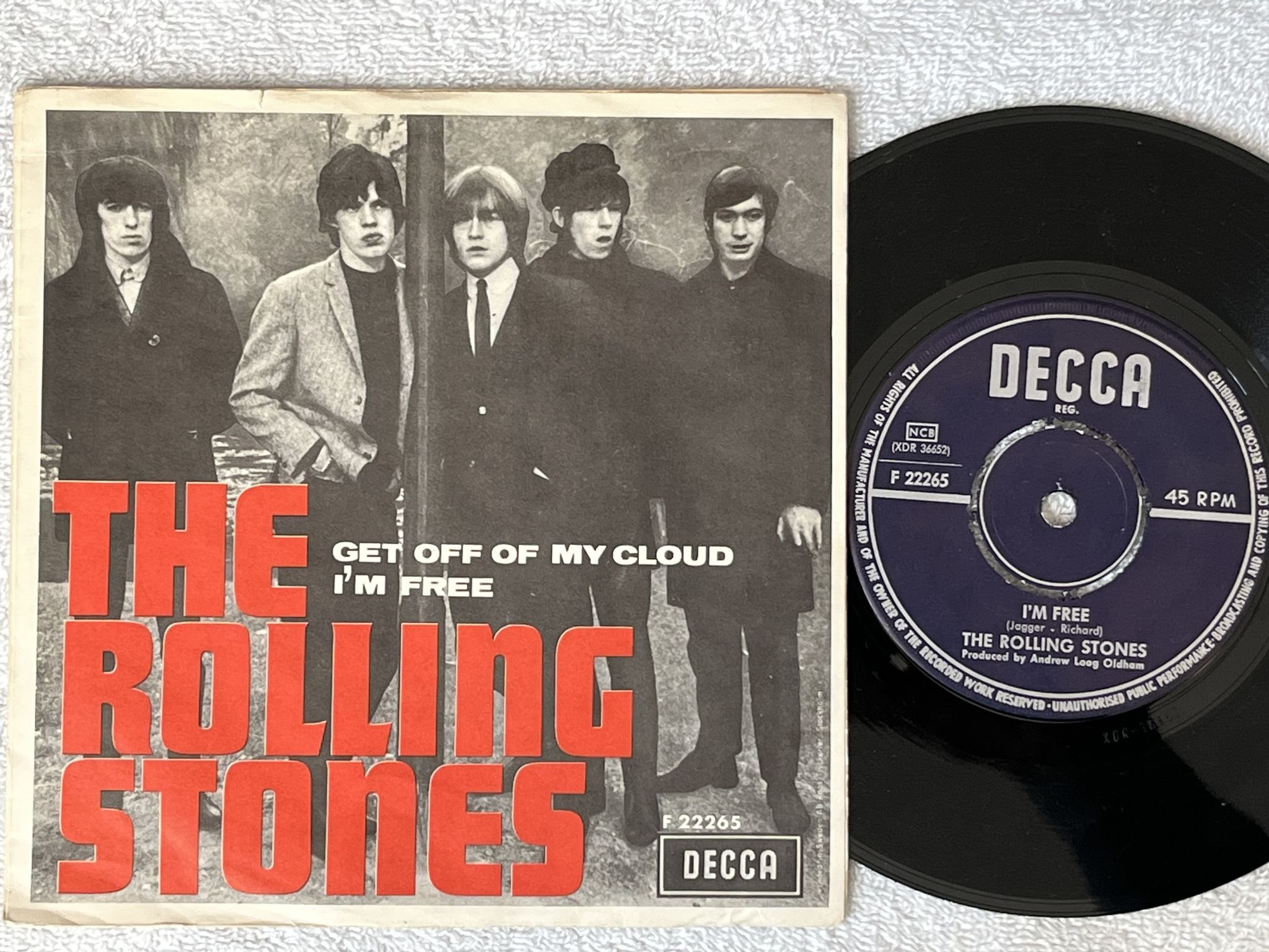 Omslagsbild för skivan ROLLING STONES get off of my cloud 7" -65 Swe DECCA F 22265