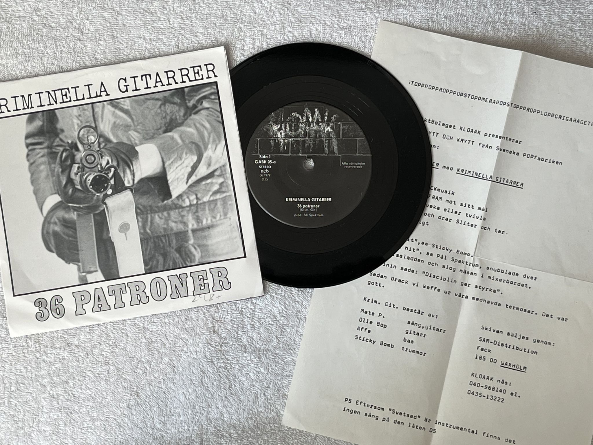 Omslagsbild för skivan KRIMINELLA GITARRER 36 patroner 7" -79 Swe KLOAAK GABK 05 ** RARE PUNK 45 **
