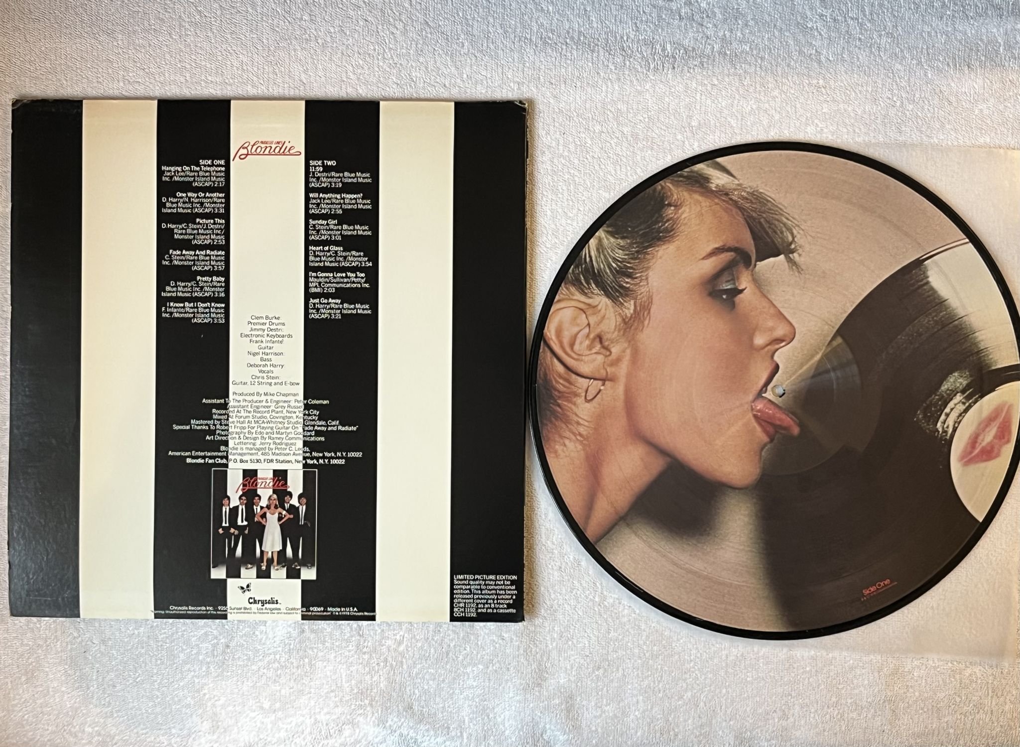 Omslagsbild för skivan BLONDIE parallel lines LP PIC-DISC -78 US CHRYSALIS CHP 5001 **** BLACK RIM ***