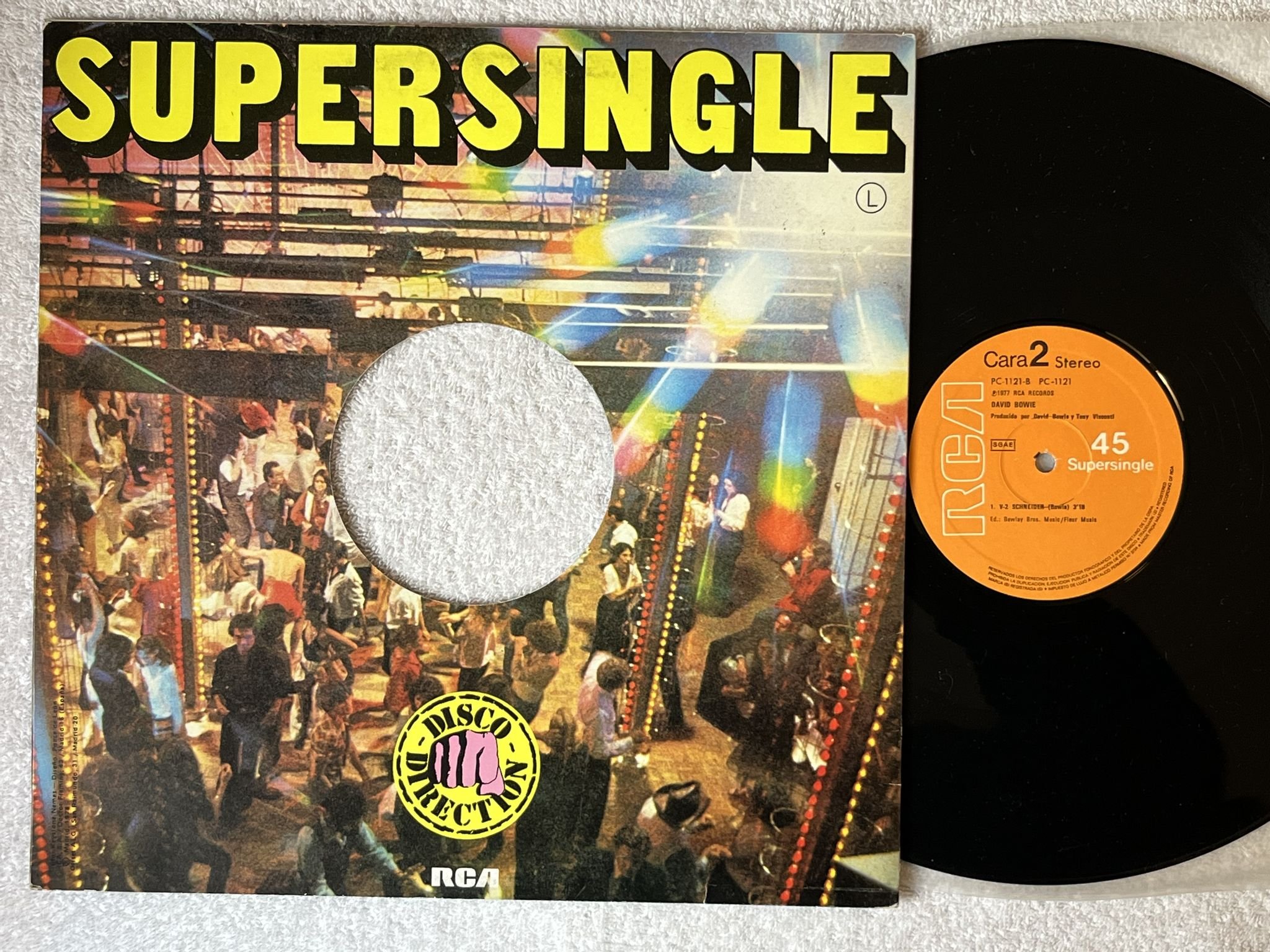 Omslagsbild för skivan DAVID BOWIE heroes 12" supersingle -77 Spain RCA PC-1121 *** VERY RARE ***