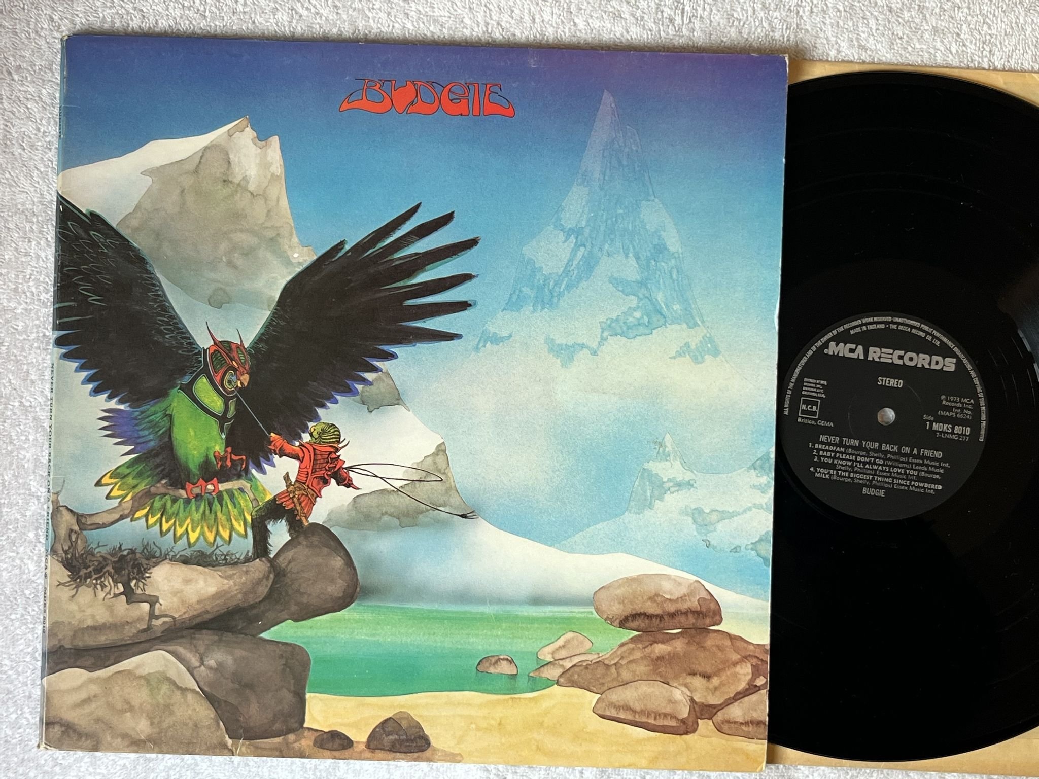 Omslagsbild för skivan BUDGIE Never Turn Your Back On A Friend LP -73 UK MCA MDKS 8010