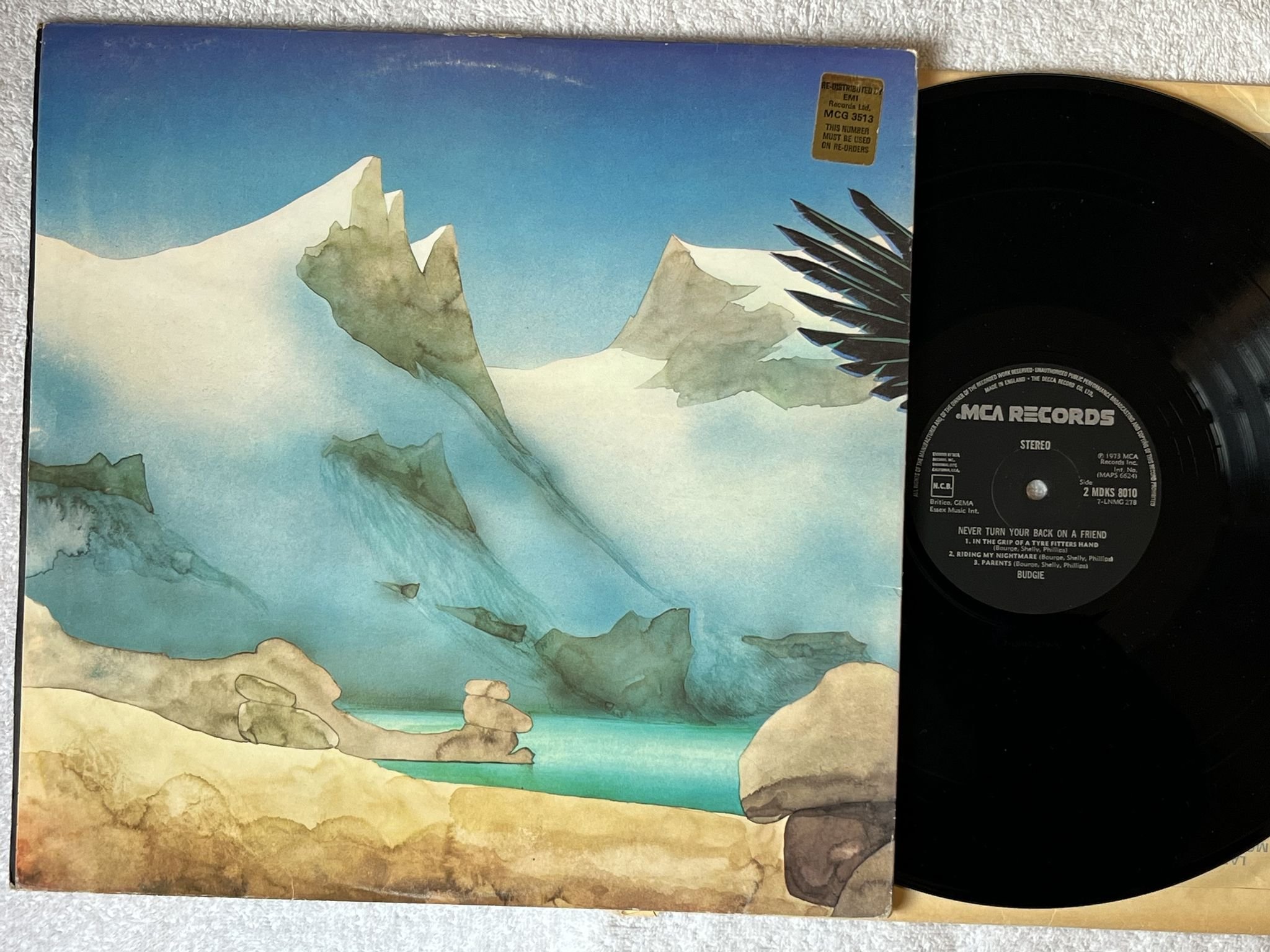 Omslagsbild för skivan BUDGIE Never Turn Your Back On A Friend LP -73 UK MCA MDKS 8010