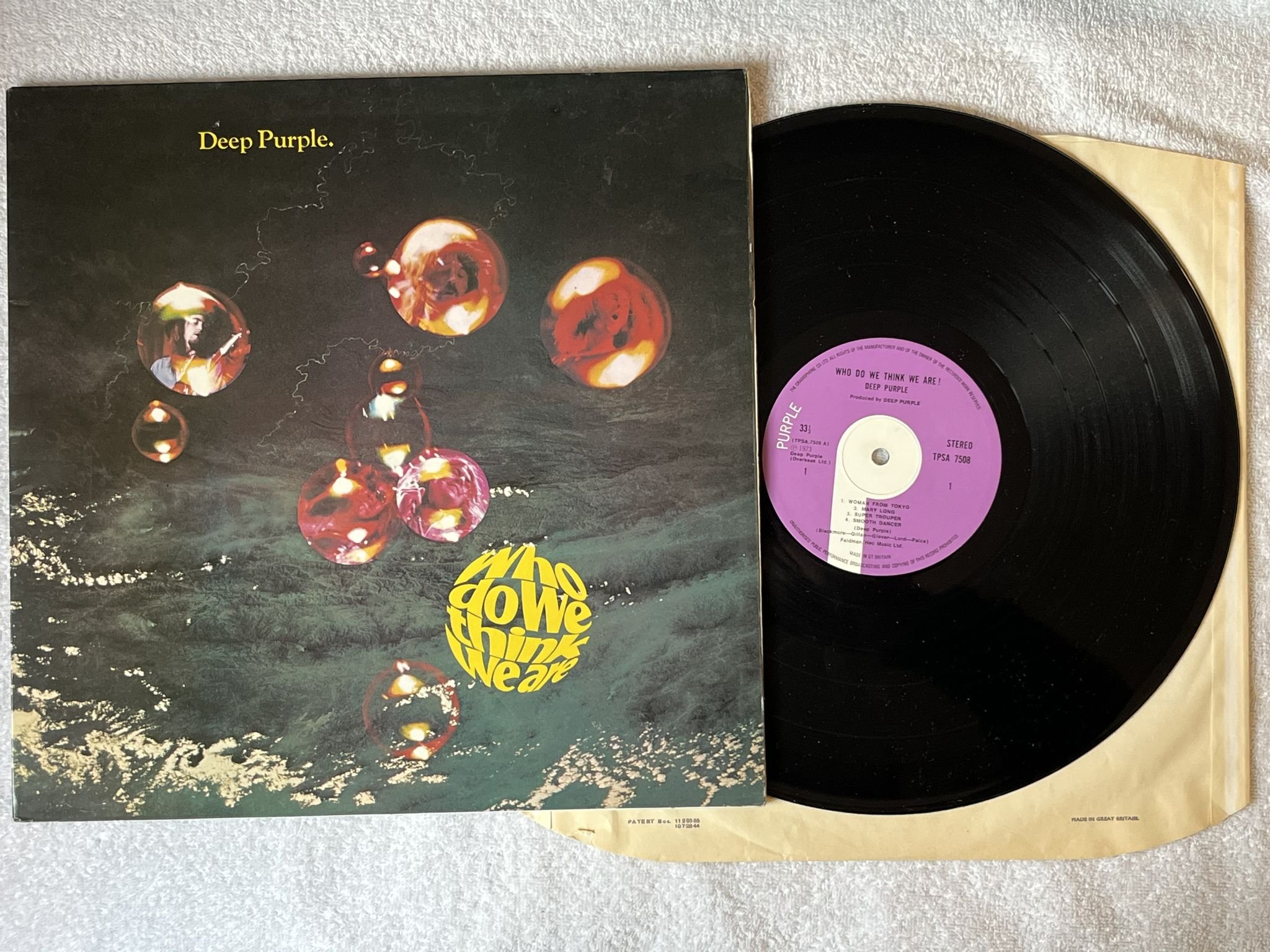 Omslagsbild för skivan DEEP PURPLE who do we thinmk we are! LP -73 UK PURPLE TPSA 7508