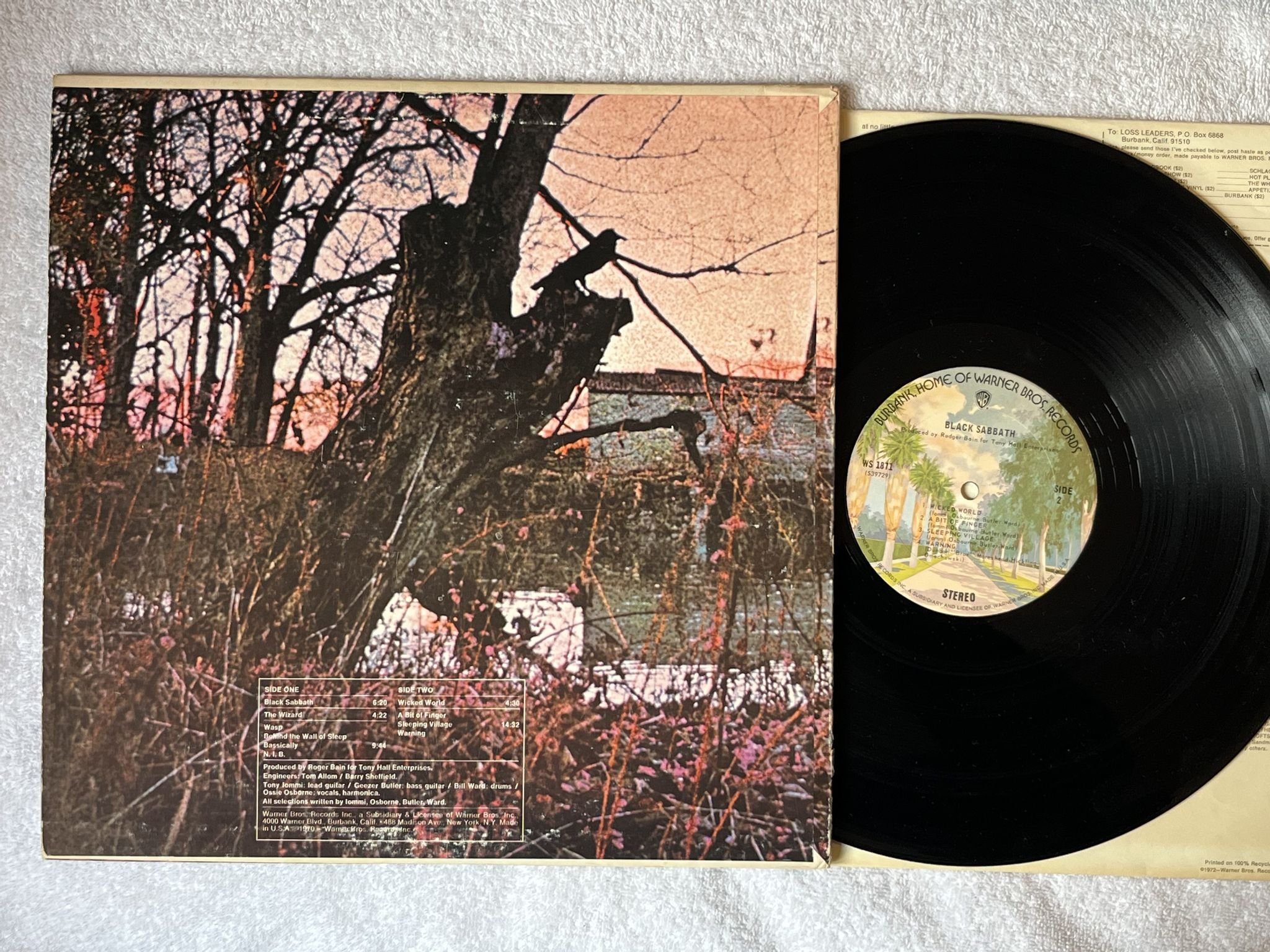 Omslagsbild för skivan BLACK SABBATH s/t LP US WARNER BROS WS 1871