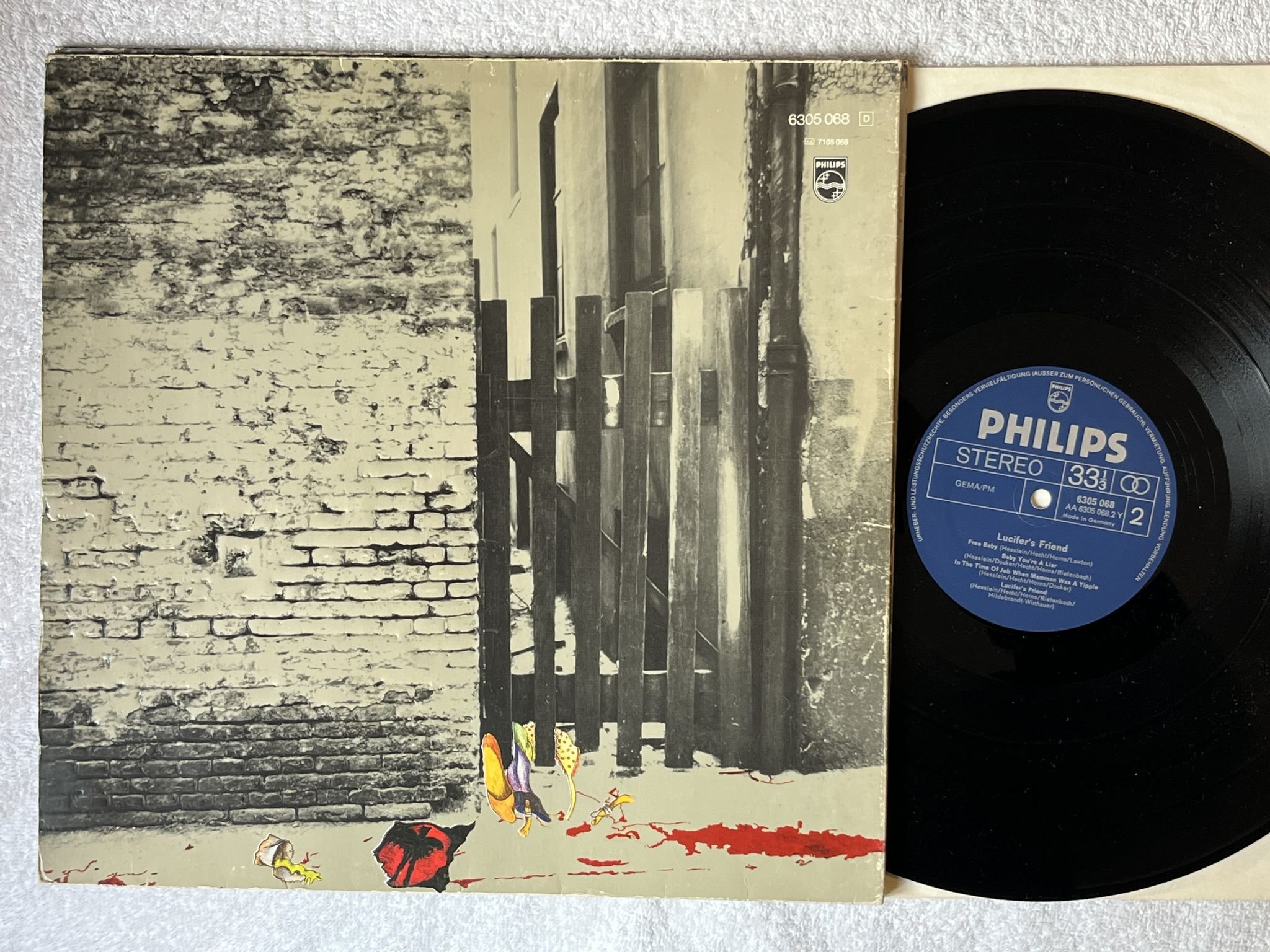 Omslagsbild för skivan LUCIFER'S FRIEND s/t LP Ger PHILIPS 6305068 *** TEXTURED SLEEVE ***