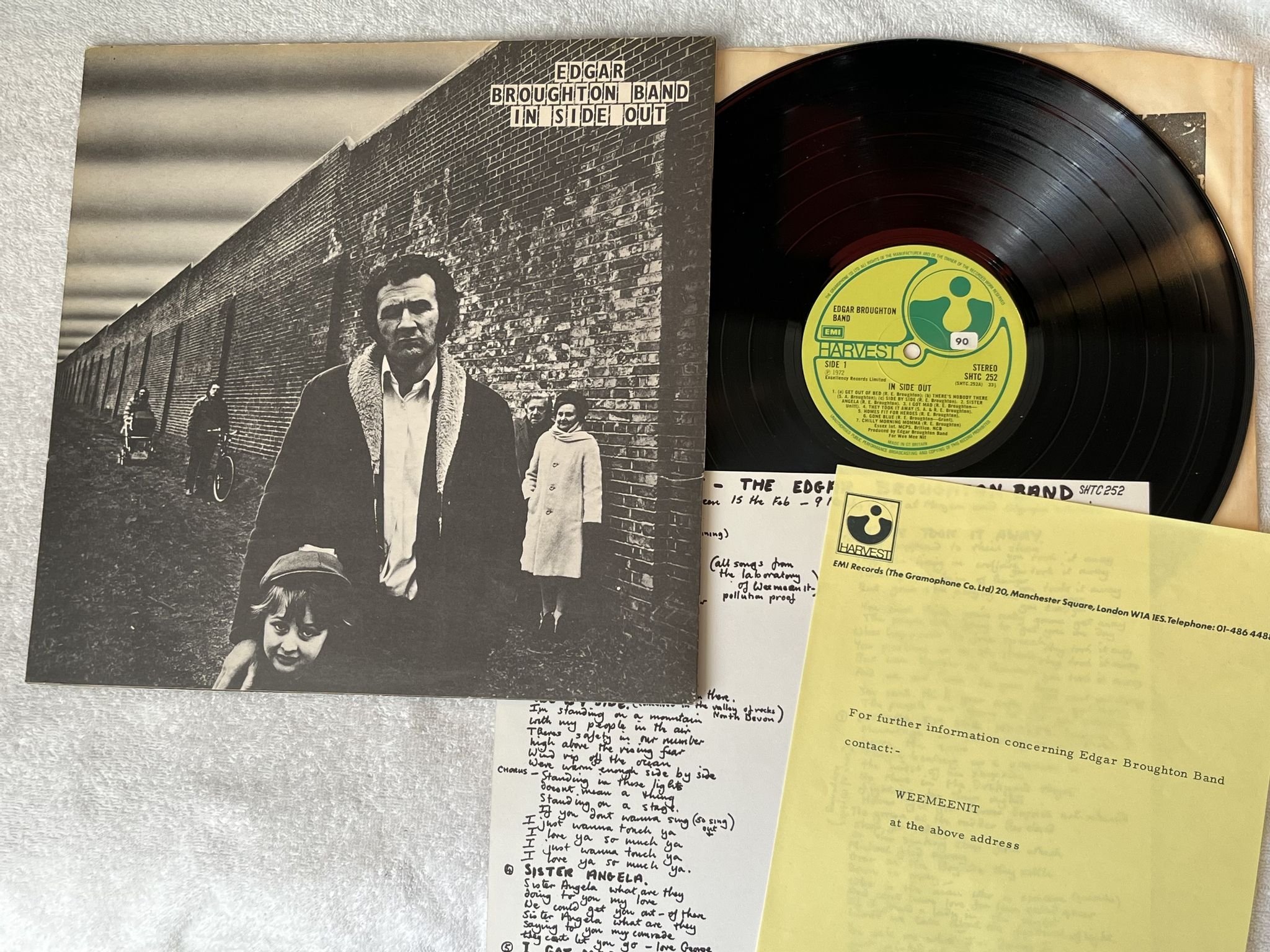 Omslagsbild för skivan EDGAR BROUGHTON BAND in side out LP -72 UK HARVEST SHTC 252 ** Gimmix-Cover **
