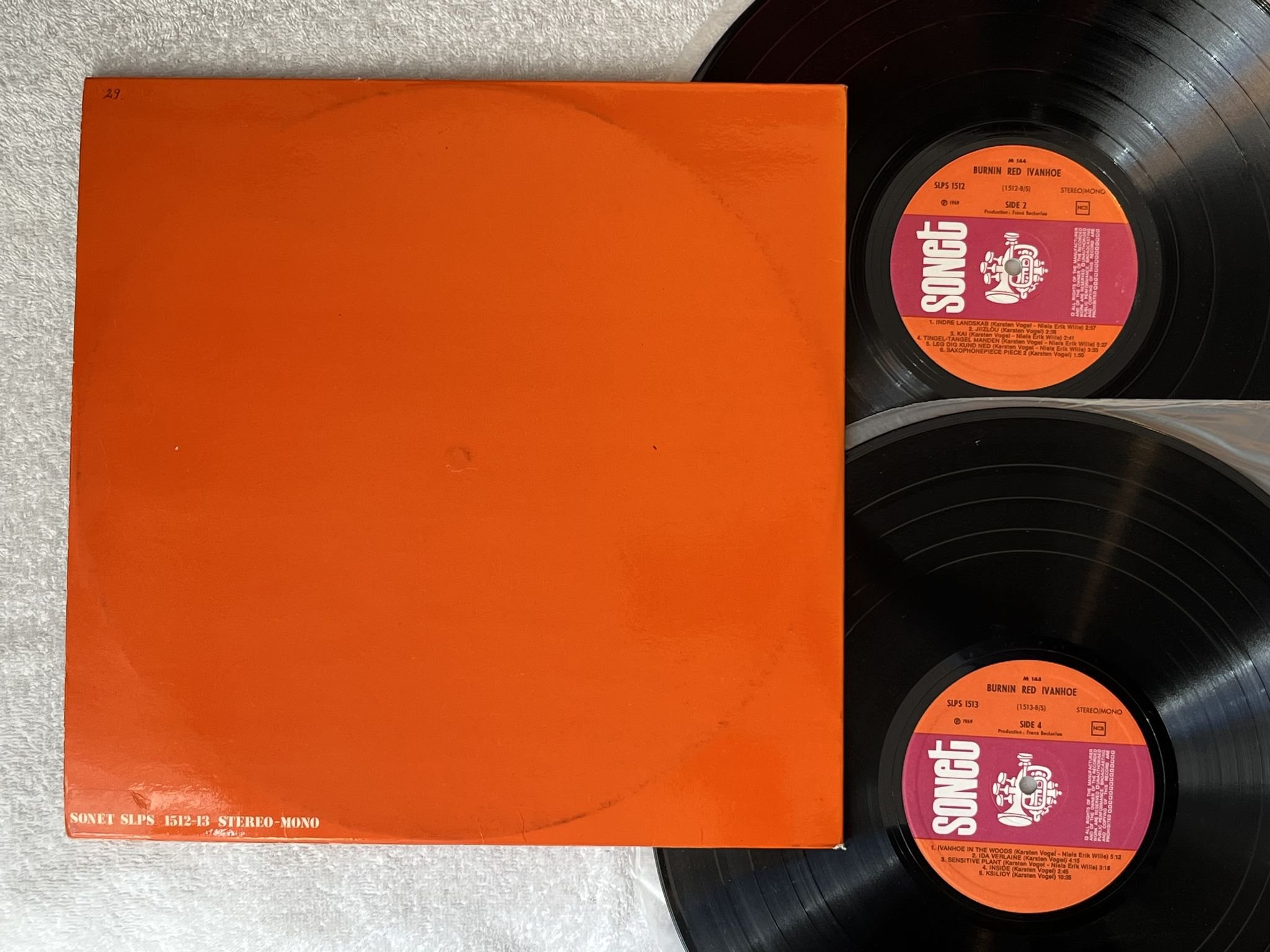 Omslagsbild för skivan BURNING RED IVANHOE m 144 2xLP -70 Den SONET SLPS 1512-13 *** w/ knight ***