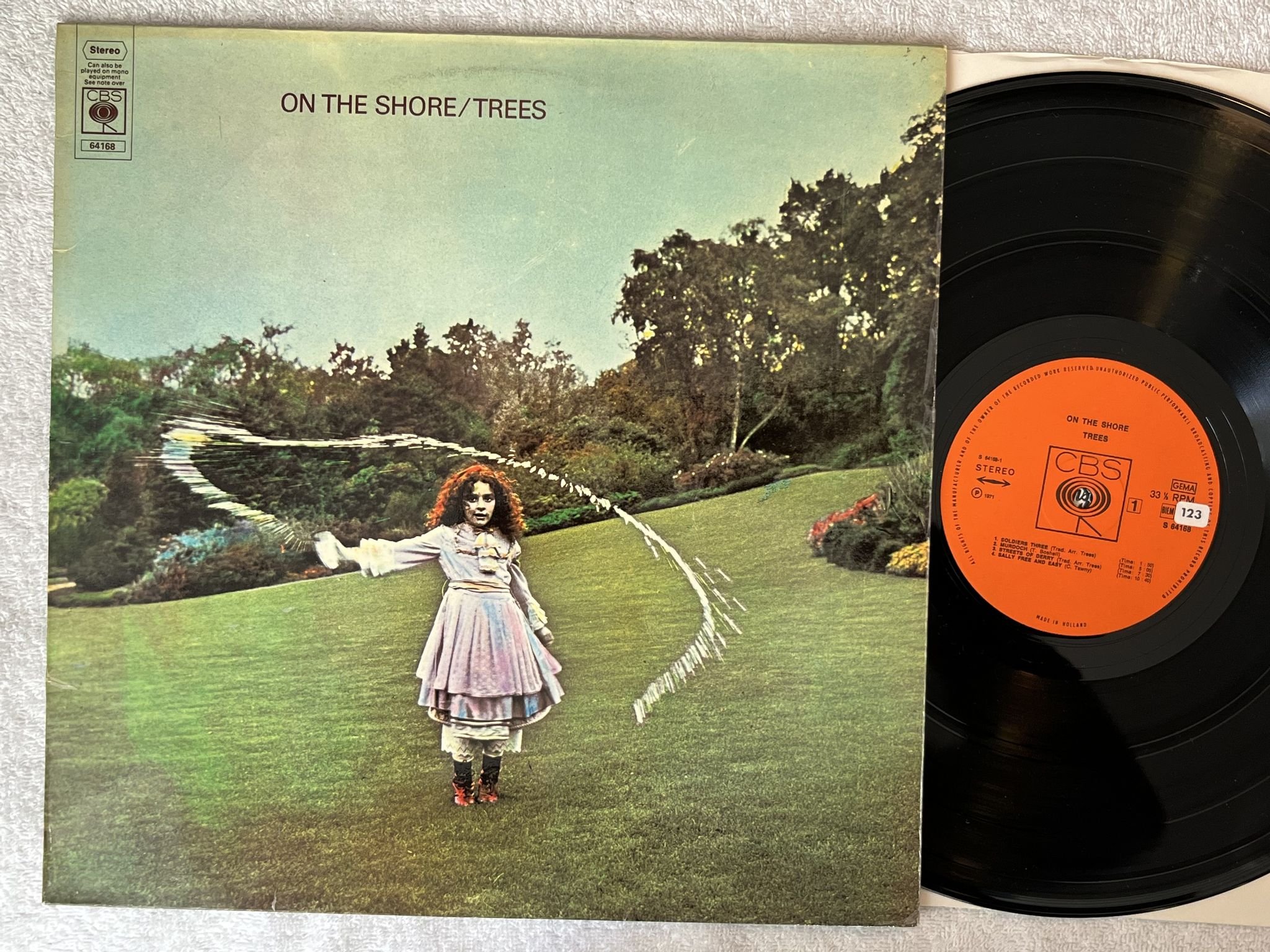Omslagsbild för skivan TREES on the shore LP -70 Hol CBS S 64168 *** GREAT FOLK ROCK ***