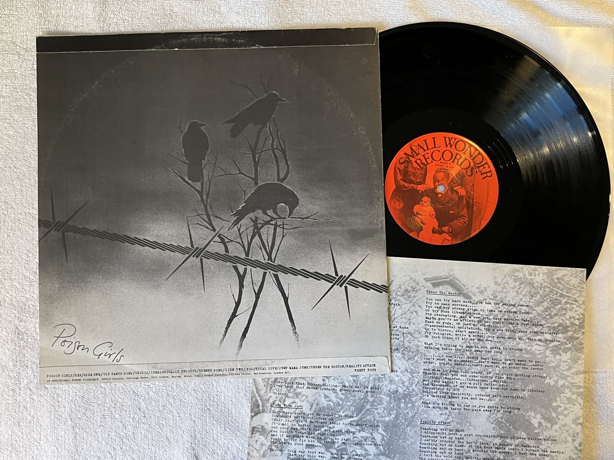 Omslagsbild för skivan POISON GIRLS Hex 12" -79 UK XNTRIX WEENY 4