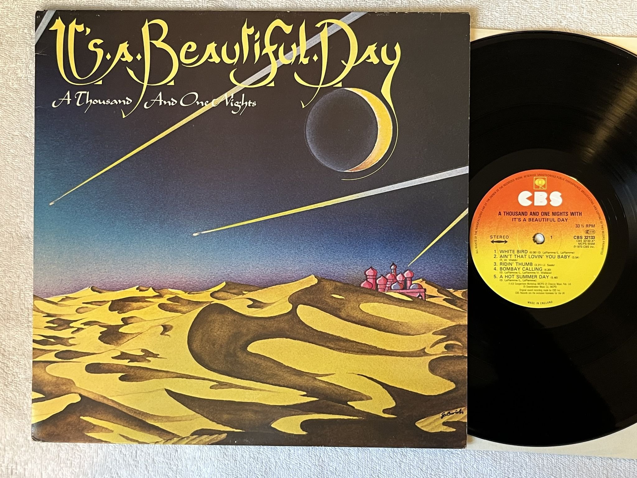 Omslagsbild för skivan IT'S A BEAUTIFUL DAY A Thousand And One Nights LP -73/81 UK CBS 32133