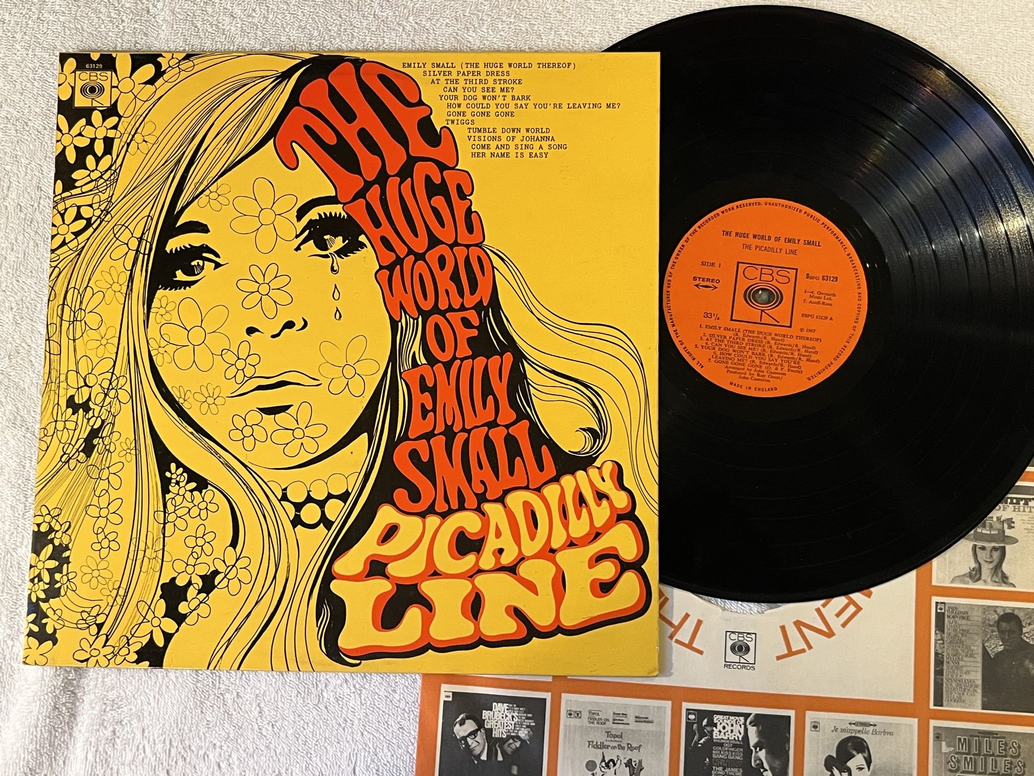 Omslagsbild för skivan PICADILLY LINE The Huge World Of Emily Small LP -67 UK CBS SBPG 63129 * PSYCH *