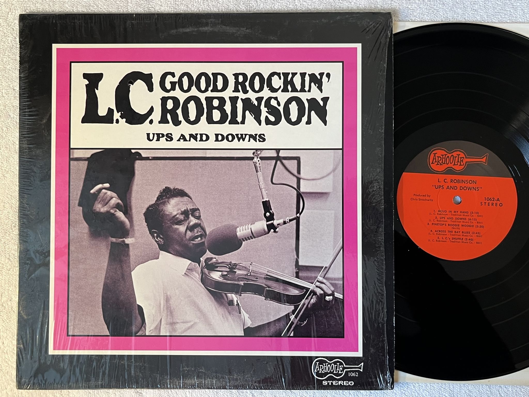 Omslagsbild för skivan LC ROBINSON ups and downs LP -72 US ARHOOLIE 1062