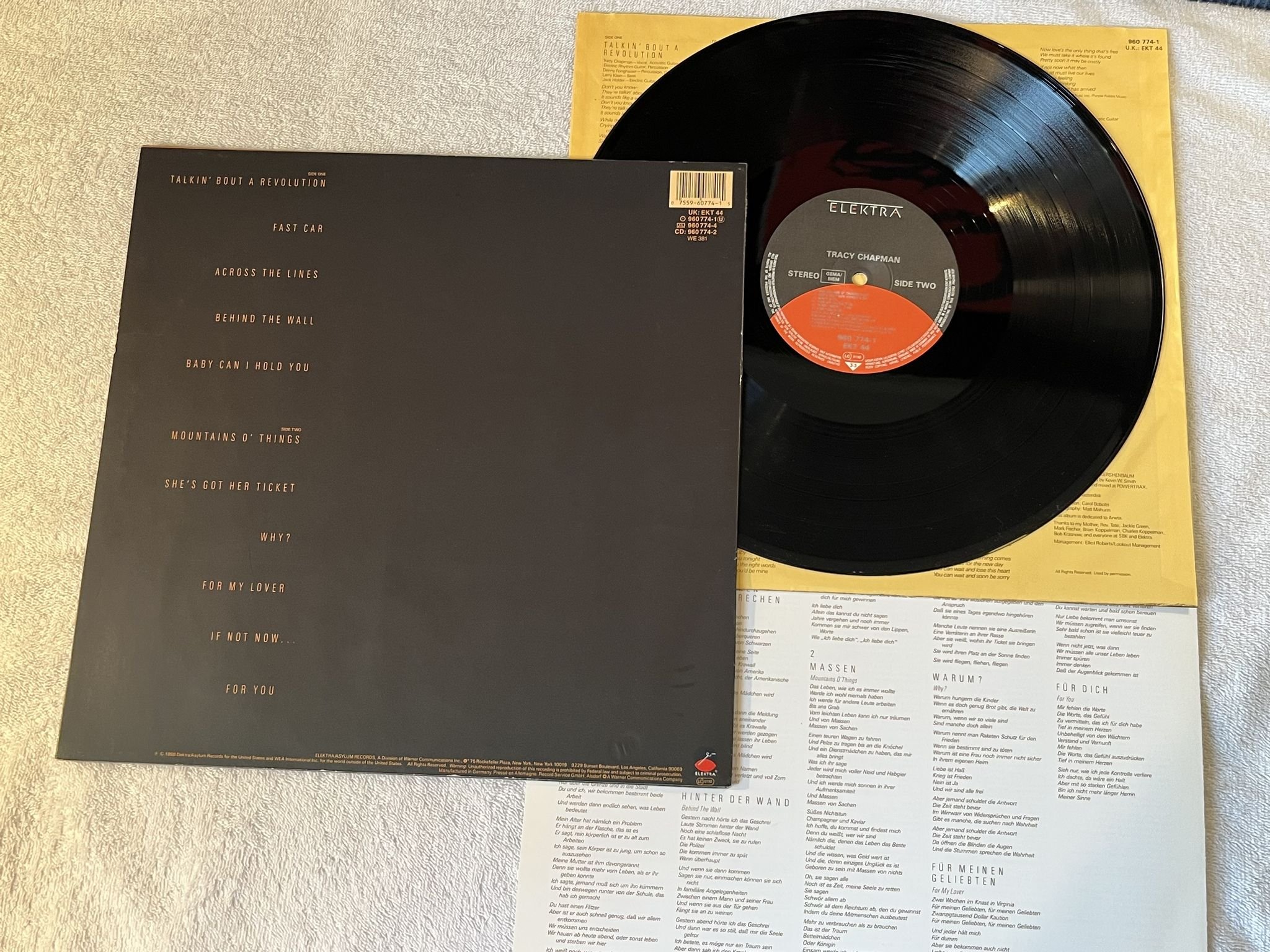 Omslagsbild för skivan TRACY CHAPMAN s/t LP -88 ELEKTRA 960 774-1 *** Fast car ***
