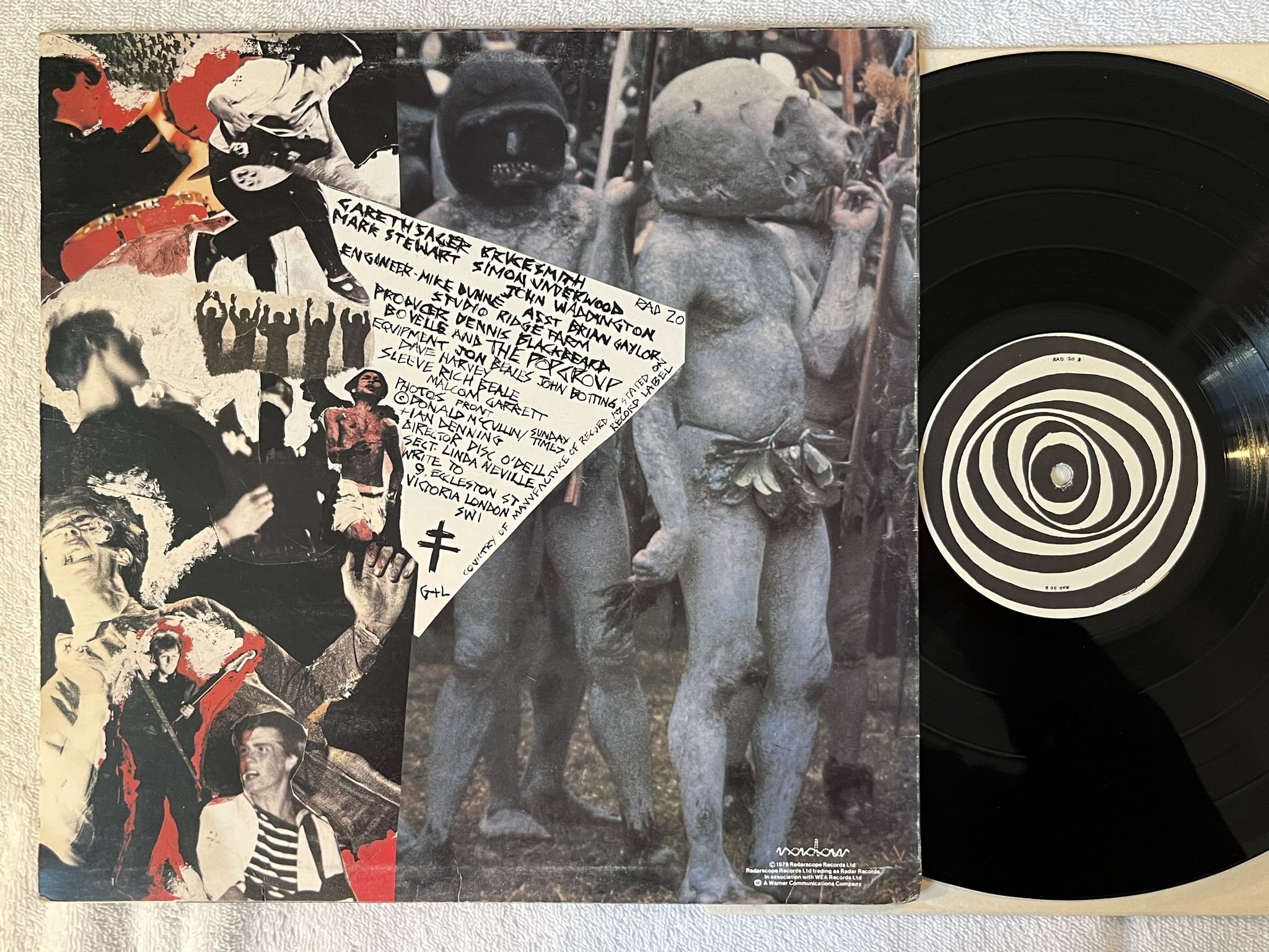 Omslagsbild för skivan THE POP GROUP Y LP -79 UK RADAR RAD 20