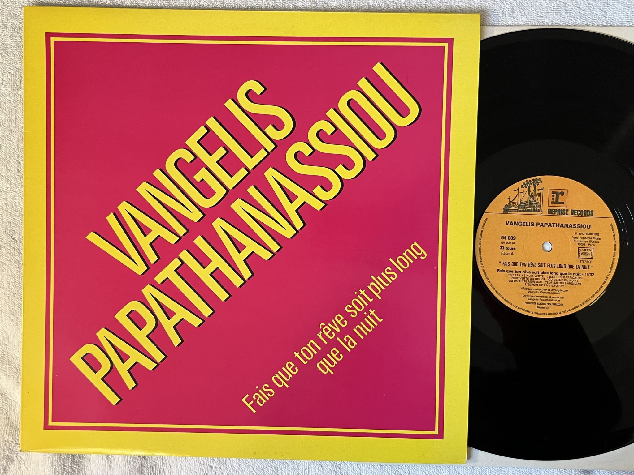 Omslagsbild för skivan VANGELIS Fais Que Ton Rêve Soit Plus Long Que La Nuit LP -79 Fra REPRISE 54009