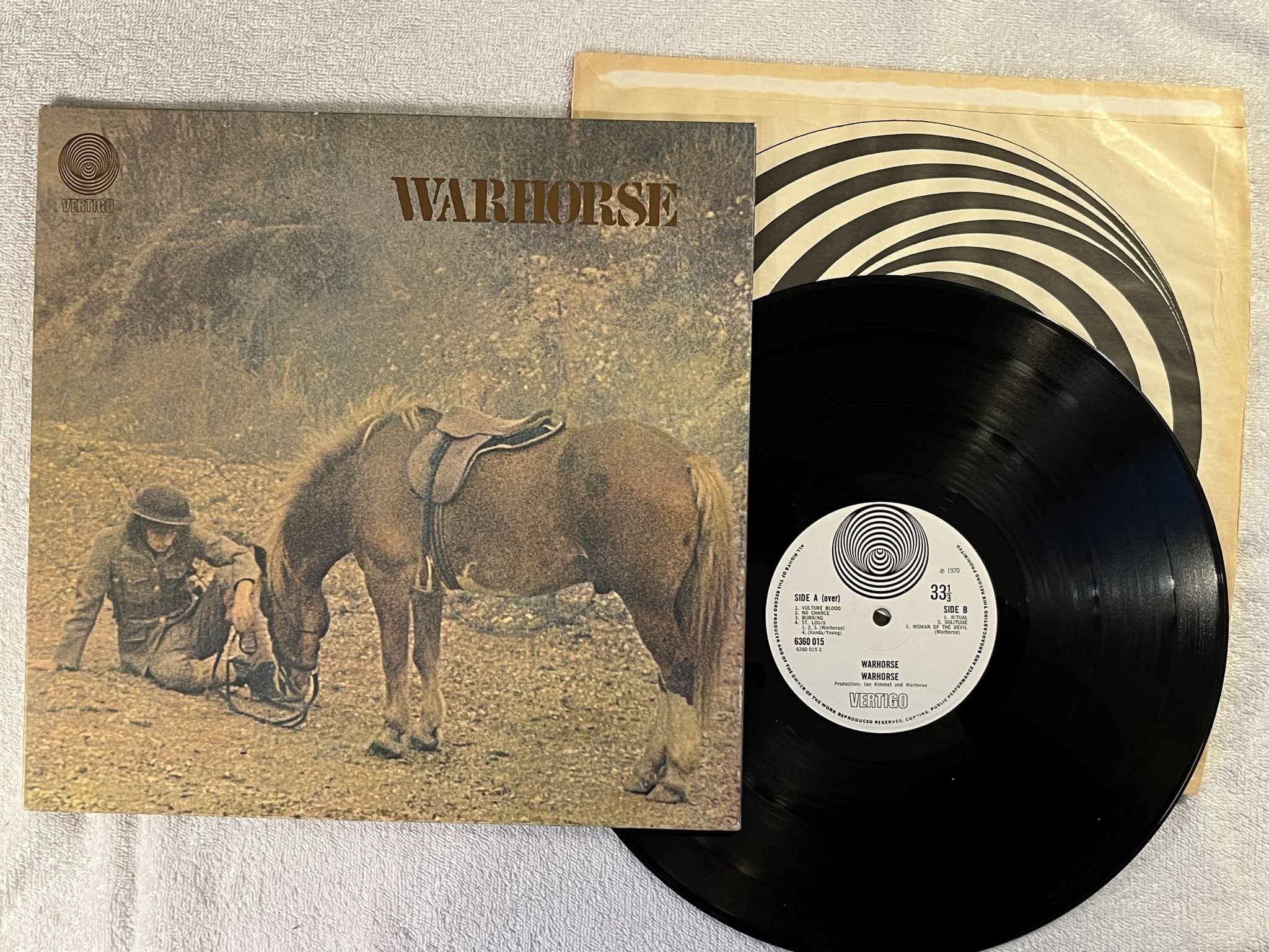 Omslagsbild för skivan WARHORSE s/t LP -70 UK VERTIGO 6360015 *** HARD PROG ***