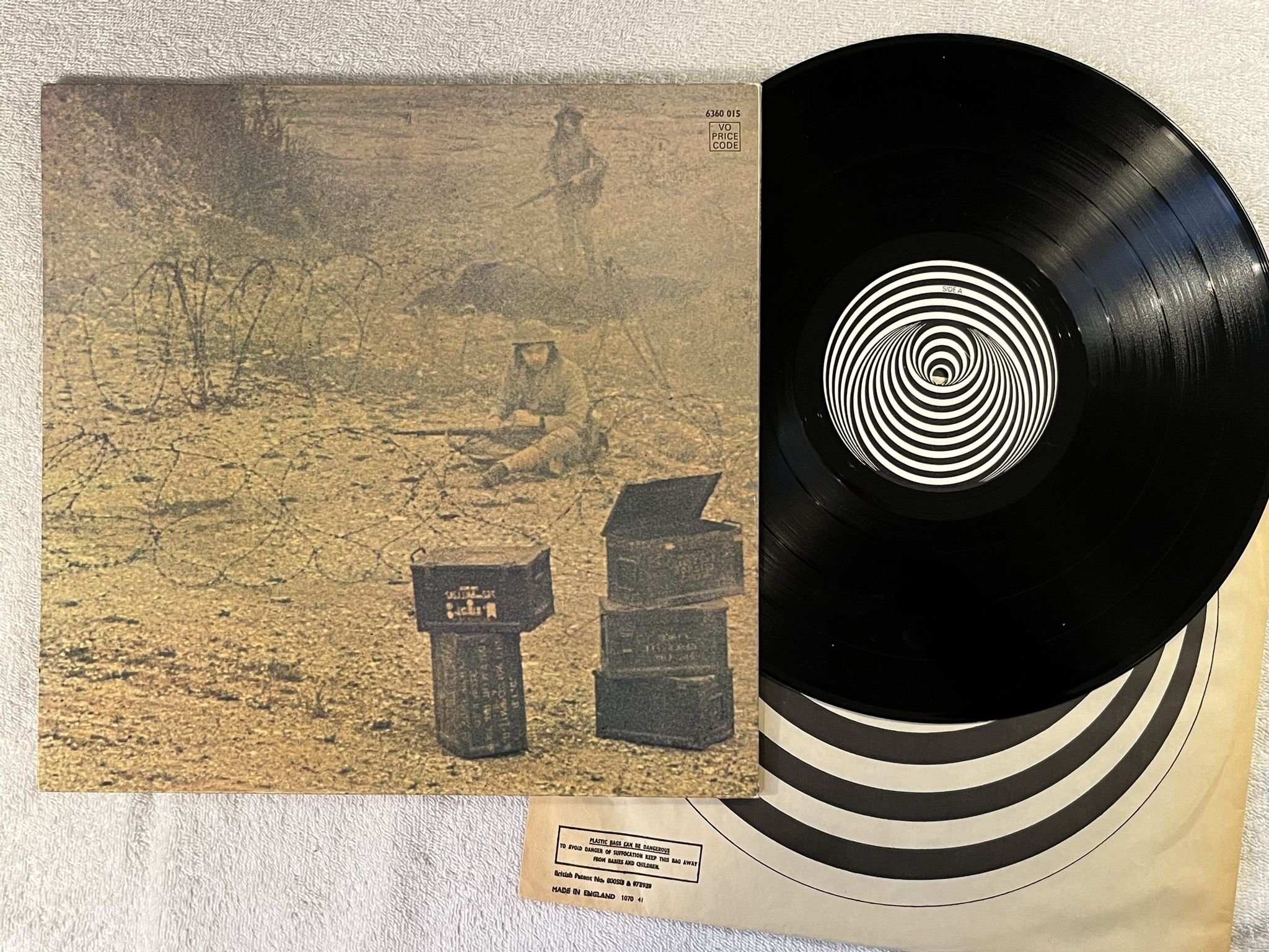 Omslagsbild för skivan WARHORSE s/t LP -70 UK VERTIGO 6360015 *** HARD PROG ***