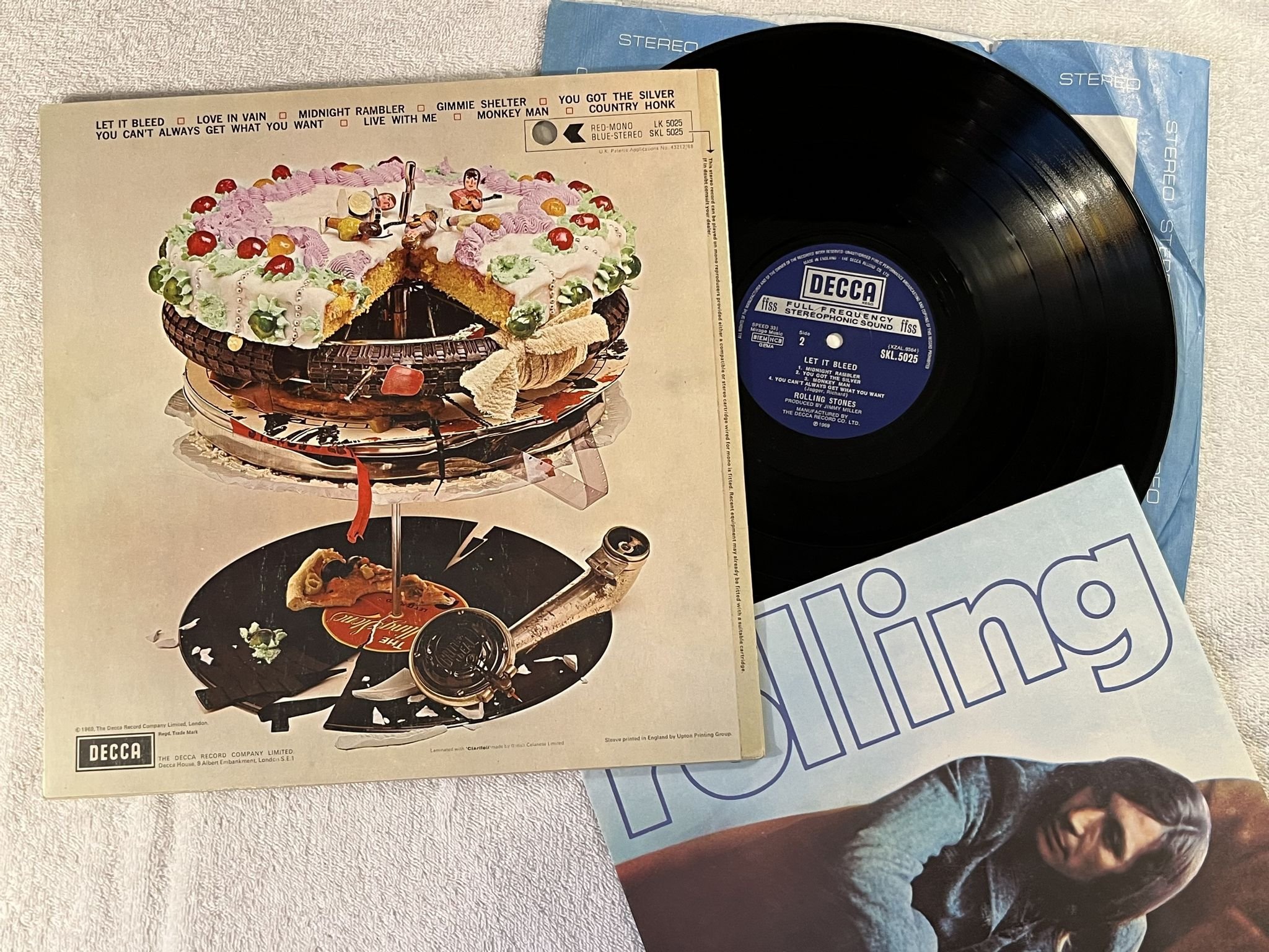Omslagsbild för skivan ROLLING STONES let it bleed LP UK DECCA SKL 5025 *** POSTER ***