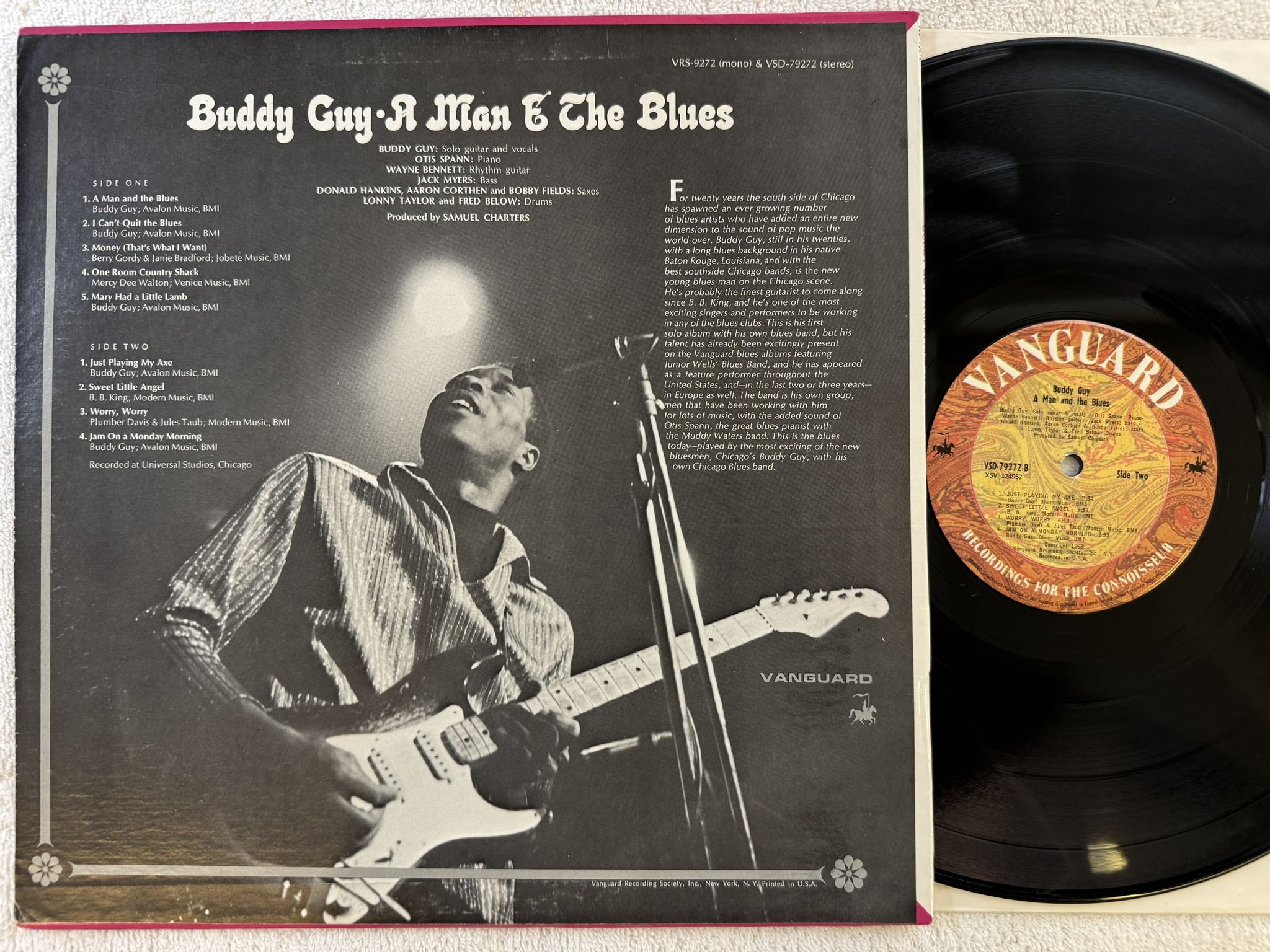 Omslagsbild för skivan BUDDY GUY a man and the blues LP re US VANGUARD VSD-79272