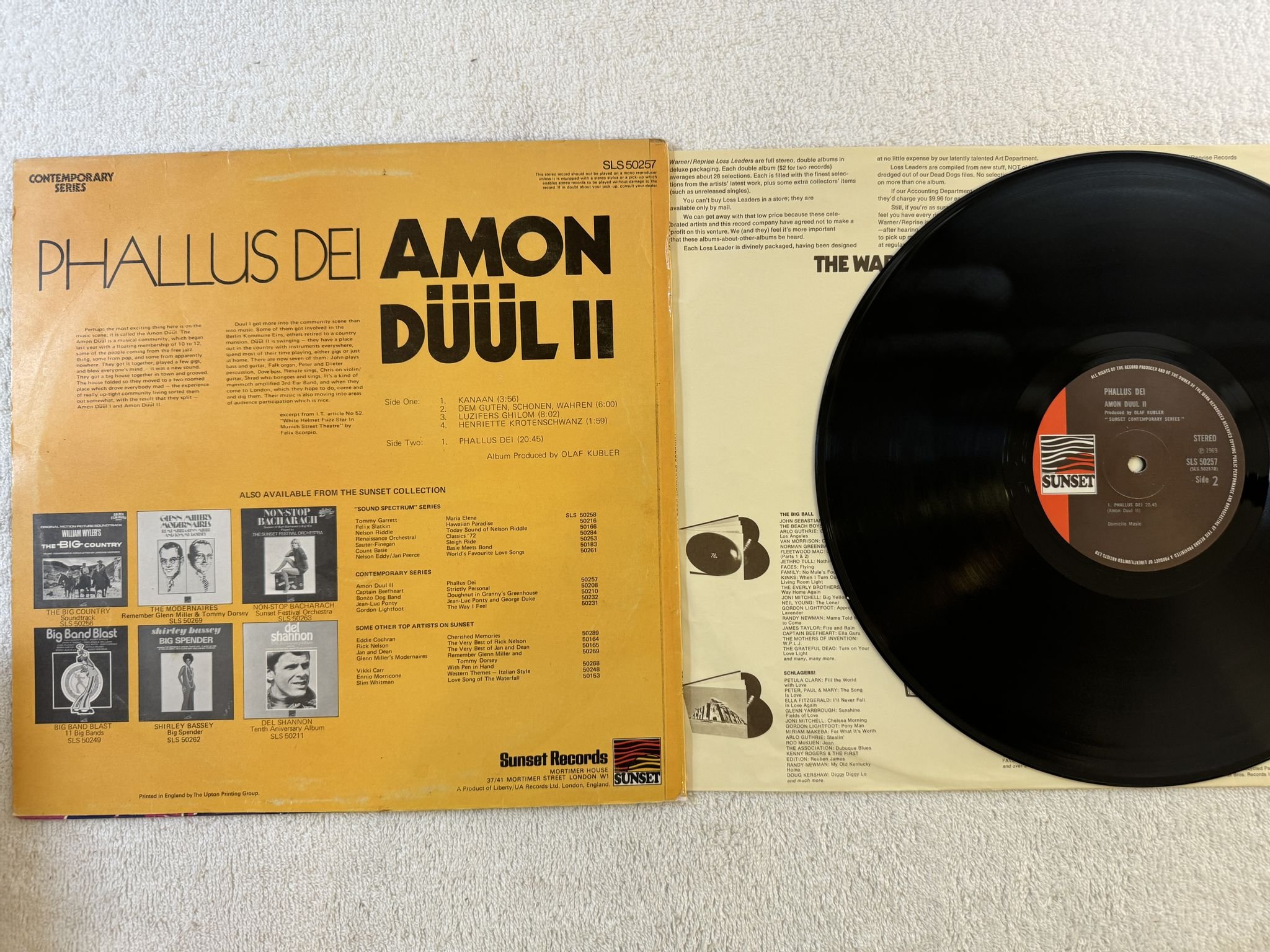 Omslagsbild för skivan AMON DÜÜL II Phallus Dei LP re UK SUNSET SLS 50257