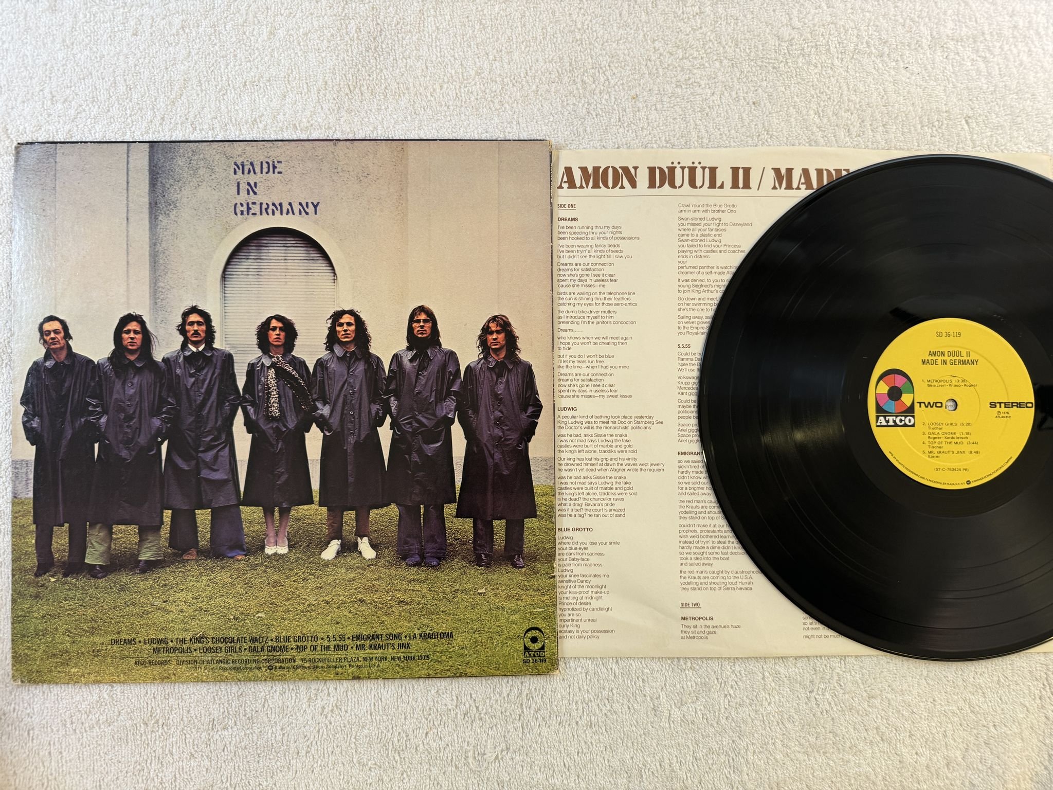 Omslagsbild för skivan AMON DÜÜL II made in Germany LP -75 US ATCO SD 36-119
