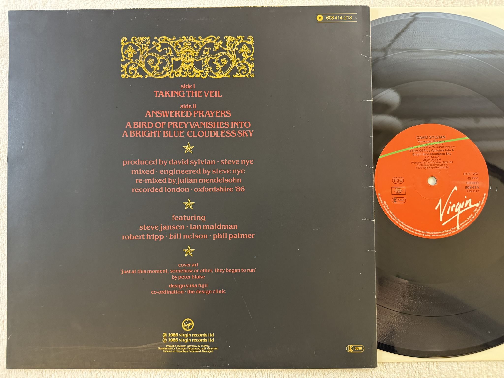 Omslagsbild för skivan DAVID SYLVAIN A Little Girl Dreams Of Taking The Veil LP -86 VIRGIN 608 414