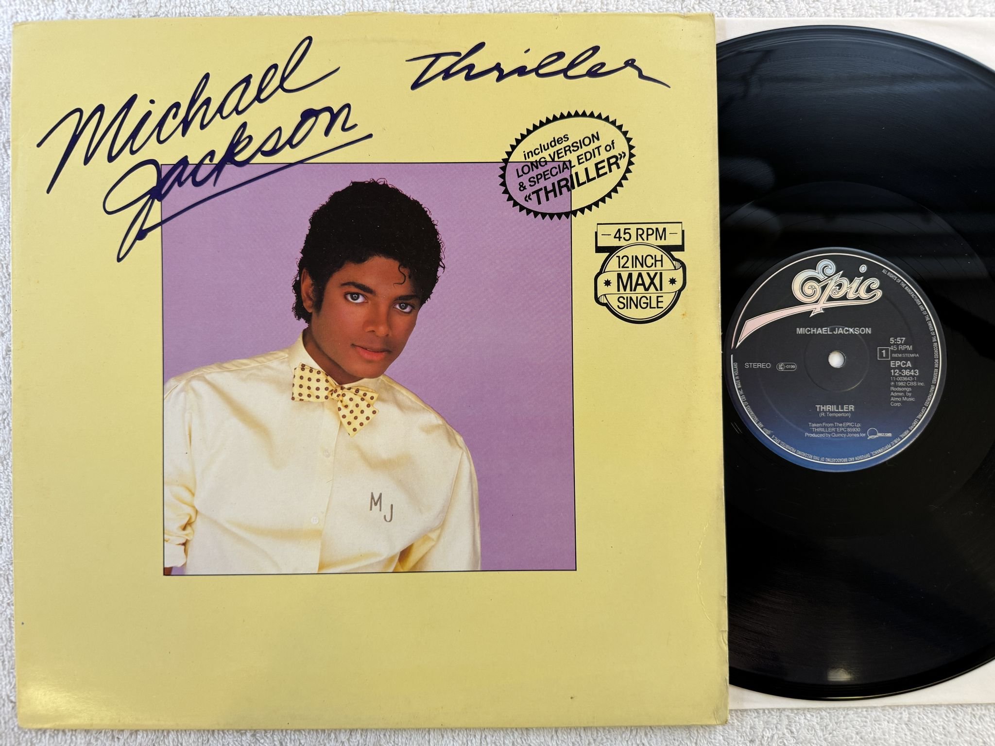 Omslagsbild för skivan MICHAEL JACKSON Thriller 12" -82 EPIC EPCA 12-3643