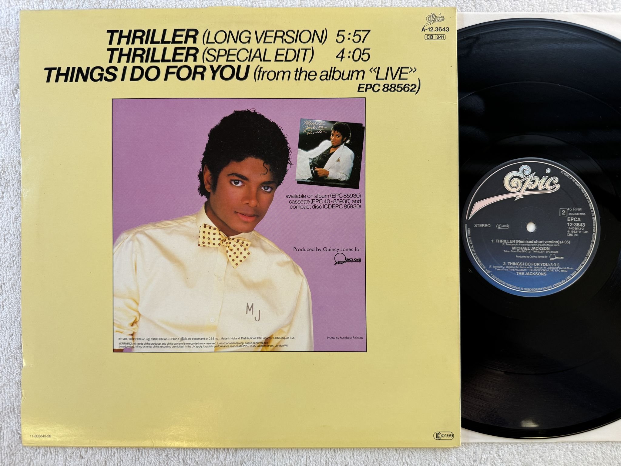 Omslagsbild för skivan MICHAEL JACKSON Thriller 12" -82 EPIC EPCA 12-3643