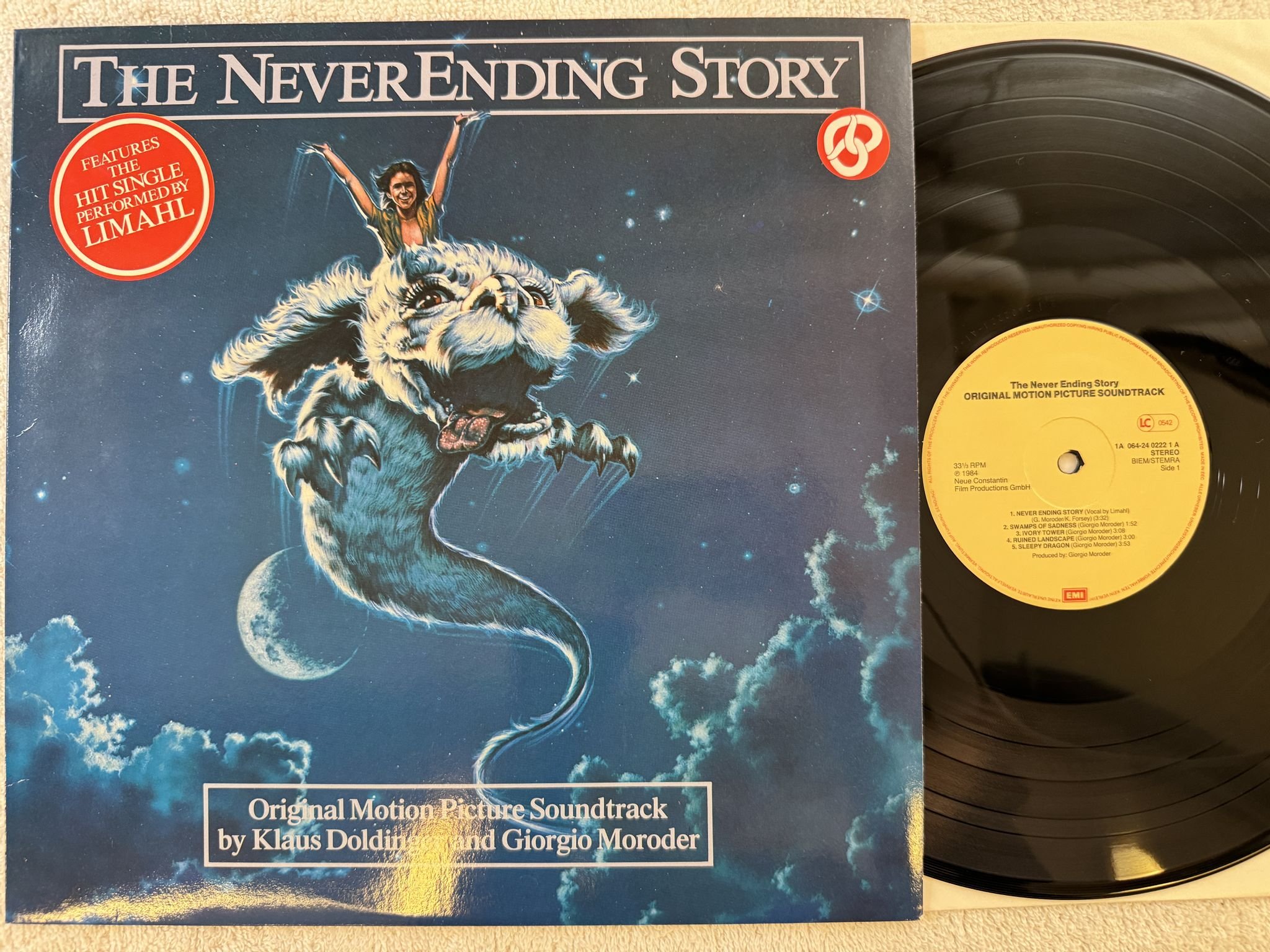 Omslagsbild för skivan THE NEVER ENDING STORY LP -84 Hol EMI 1A 064-2402221 *** Soundtrack ***