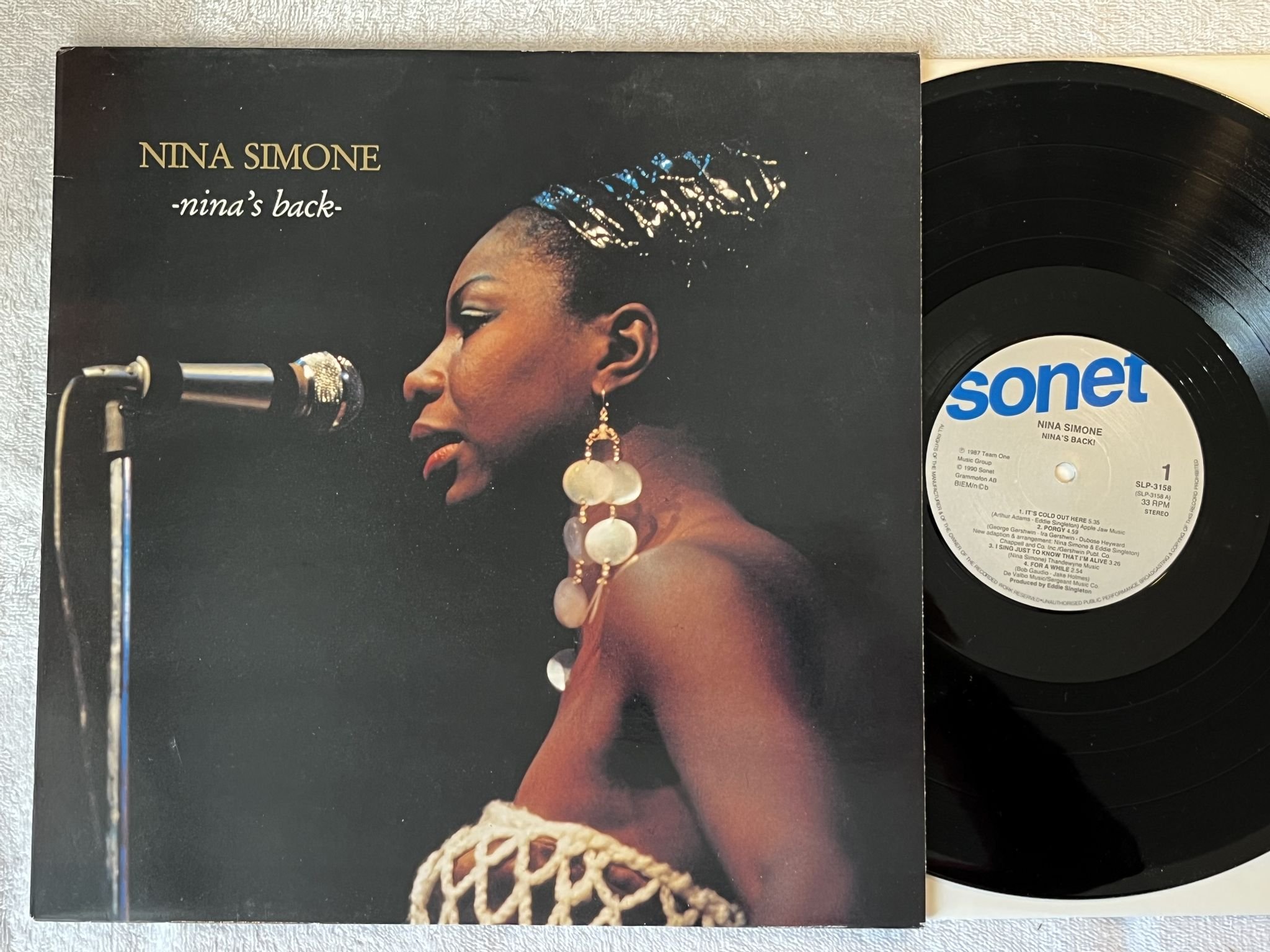 Omslagsbild för skivan NINA SIMONE Nina's back! LP -90 ncb SONET SLP 3158
