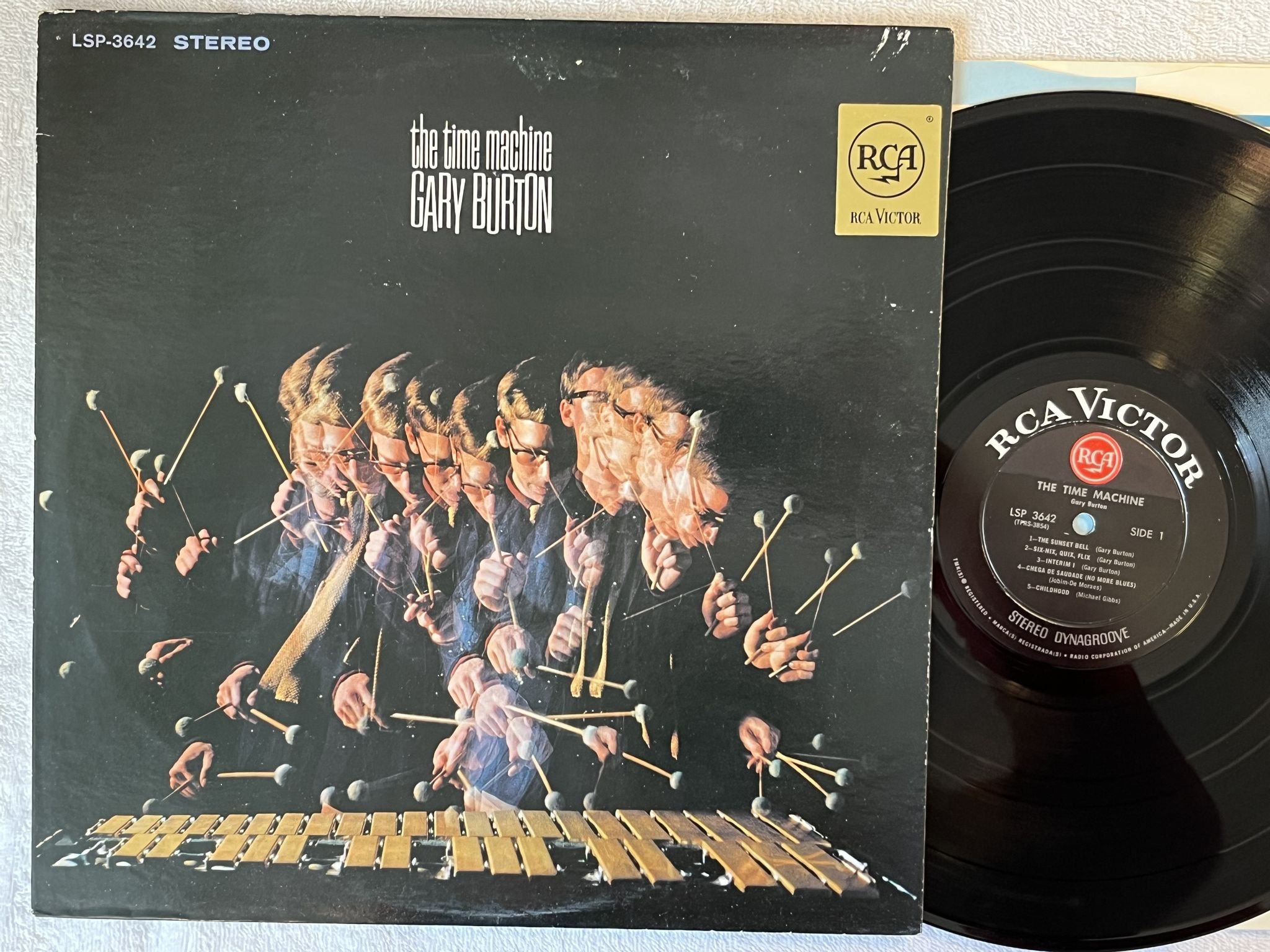 Omslagsbild för skivan GARY BURTON the time machine LP -66 US RCA LSP 3642