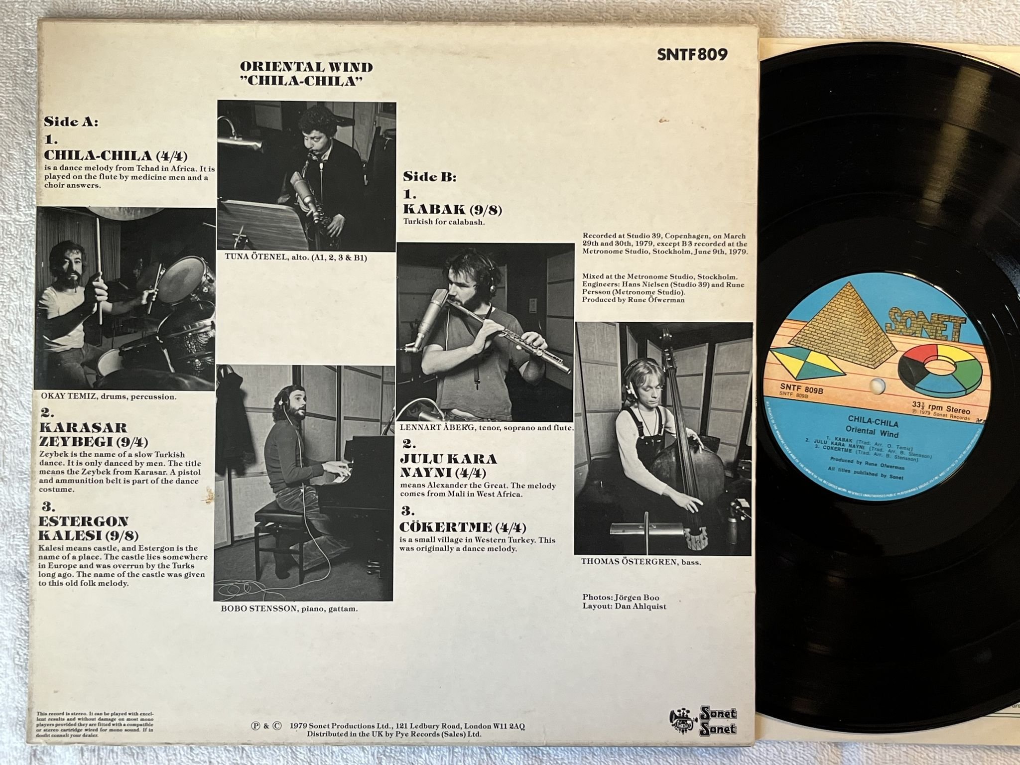 Omslagsbild för skivan ORIENTAL WIND chila-chila LP -79 UK SONET SNTF 809