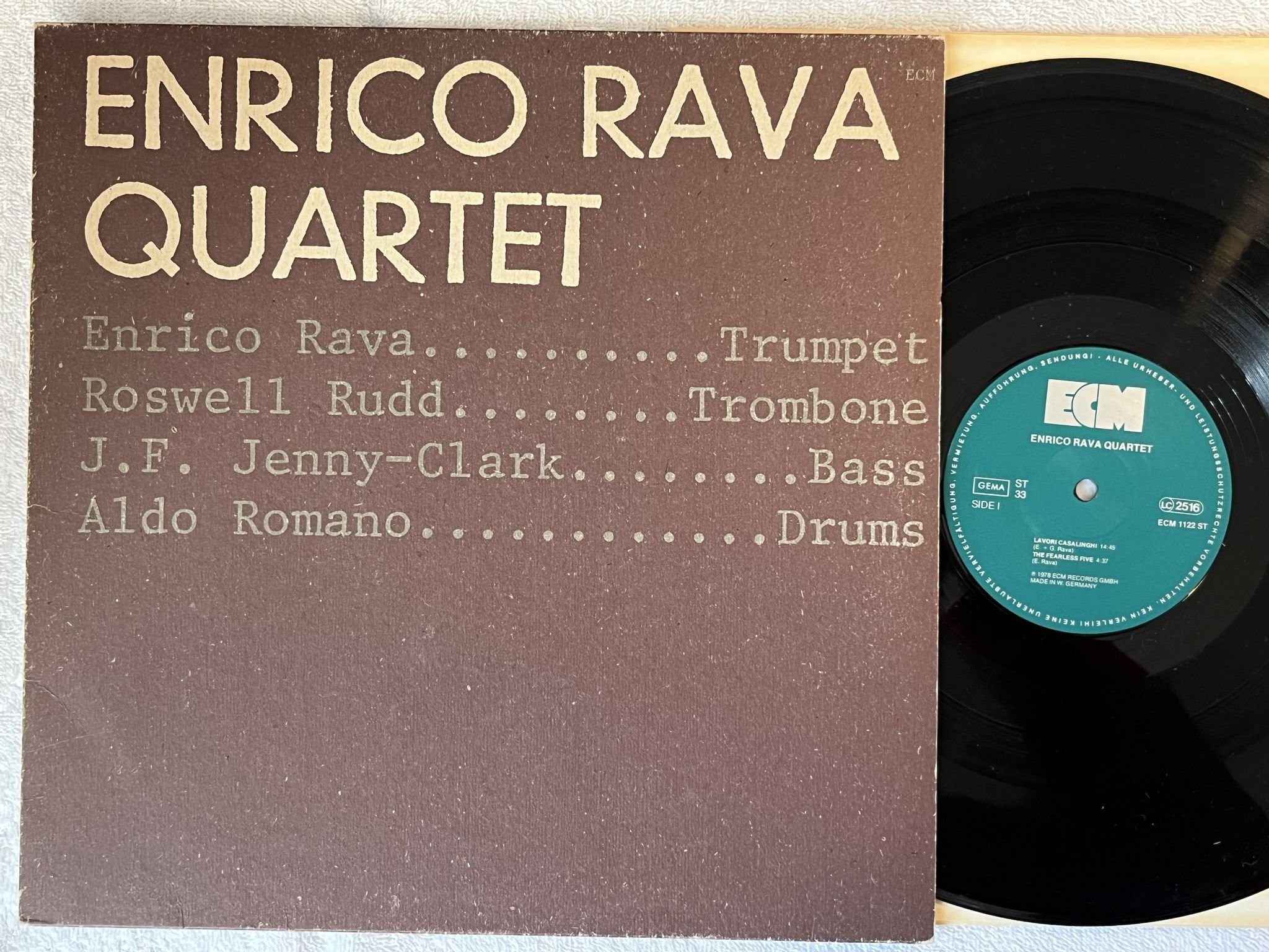 Omslagsbild för skivan ENRICO RAVA QUARTET s/t LP -78 Ger ECM 1122 ST