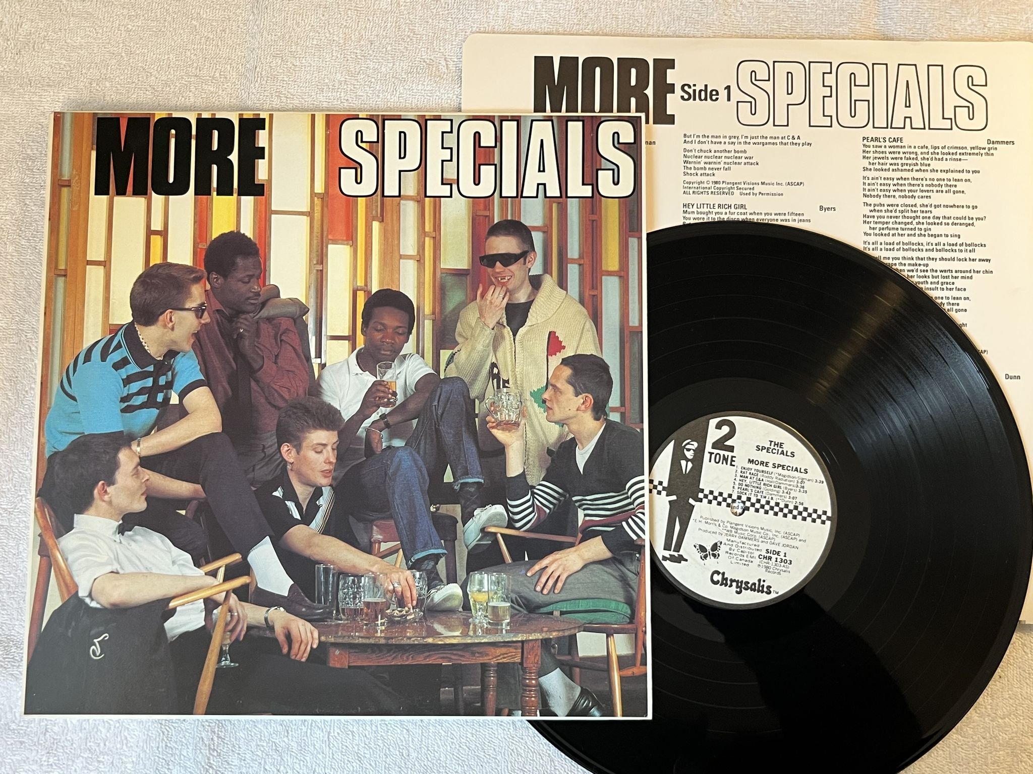 Omslagsbild för skivan THE SPECIALS more specials LP -80 Can CHRYSALIS CHR 1303
