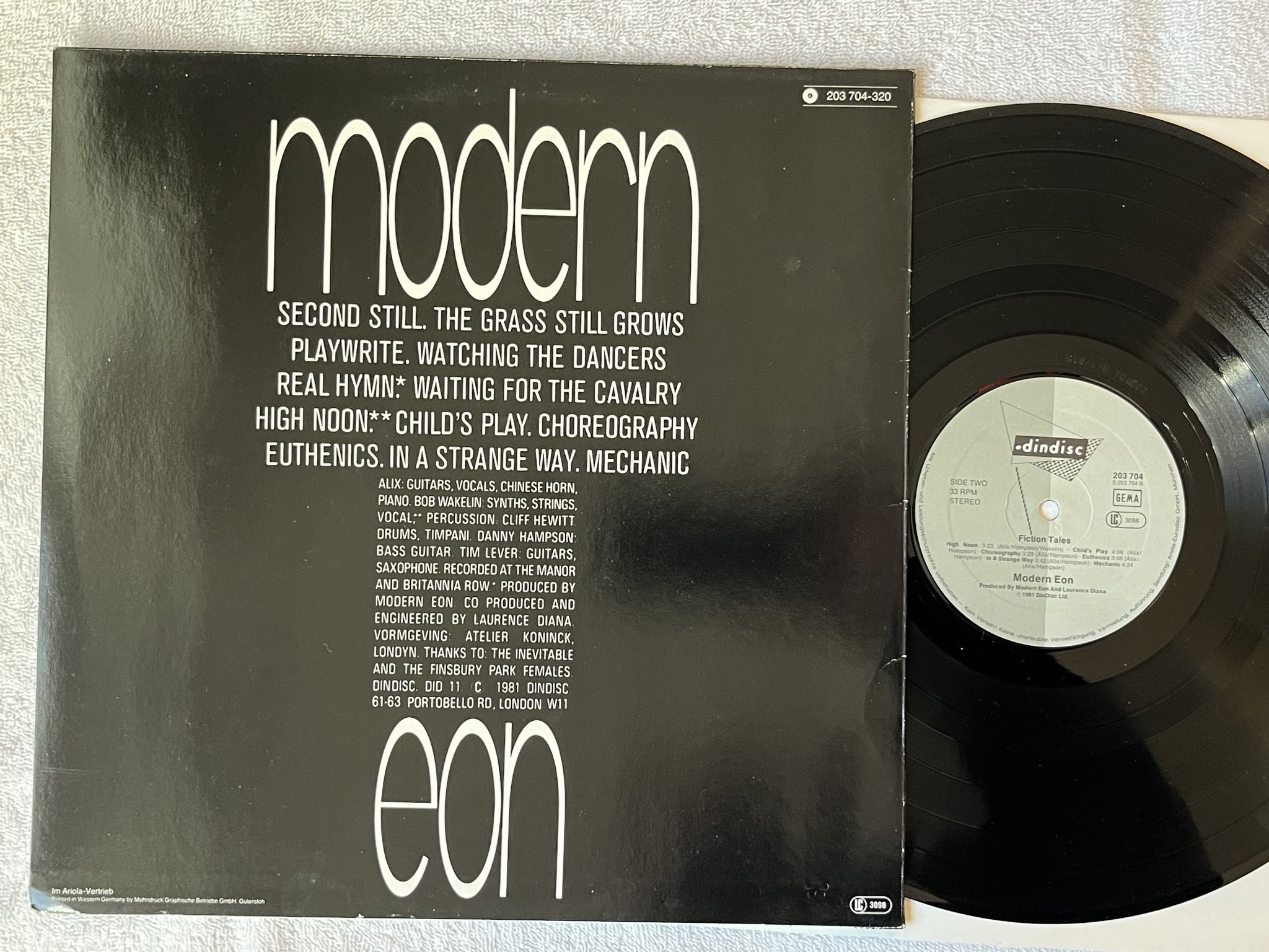 Omslagsbild för skivan MODERN EON Fiction Tales LP -81 DinDISC 203704
