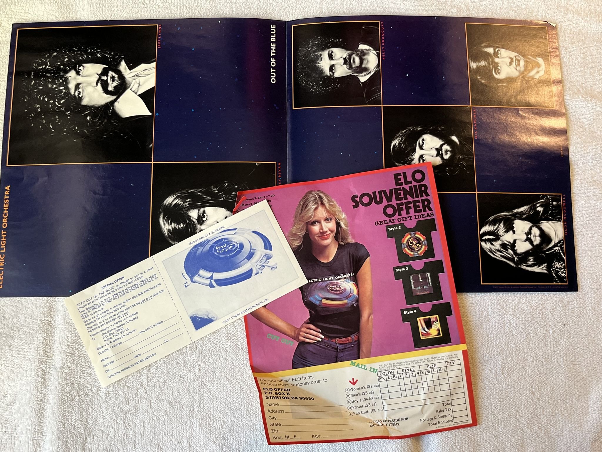 Omslagsbild för skivan ELECTRIC LIGHT ORCHESTRA out of the blue LP -77 US JET JT-LA823-L2