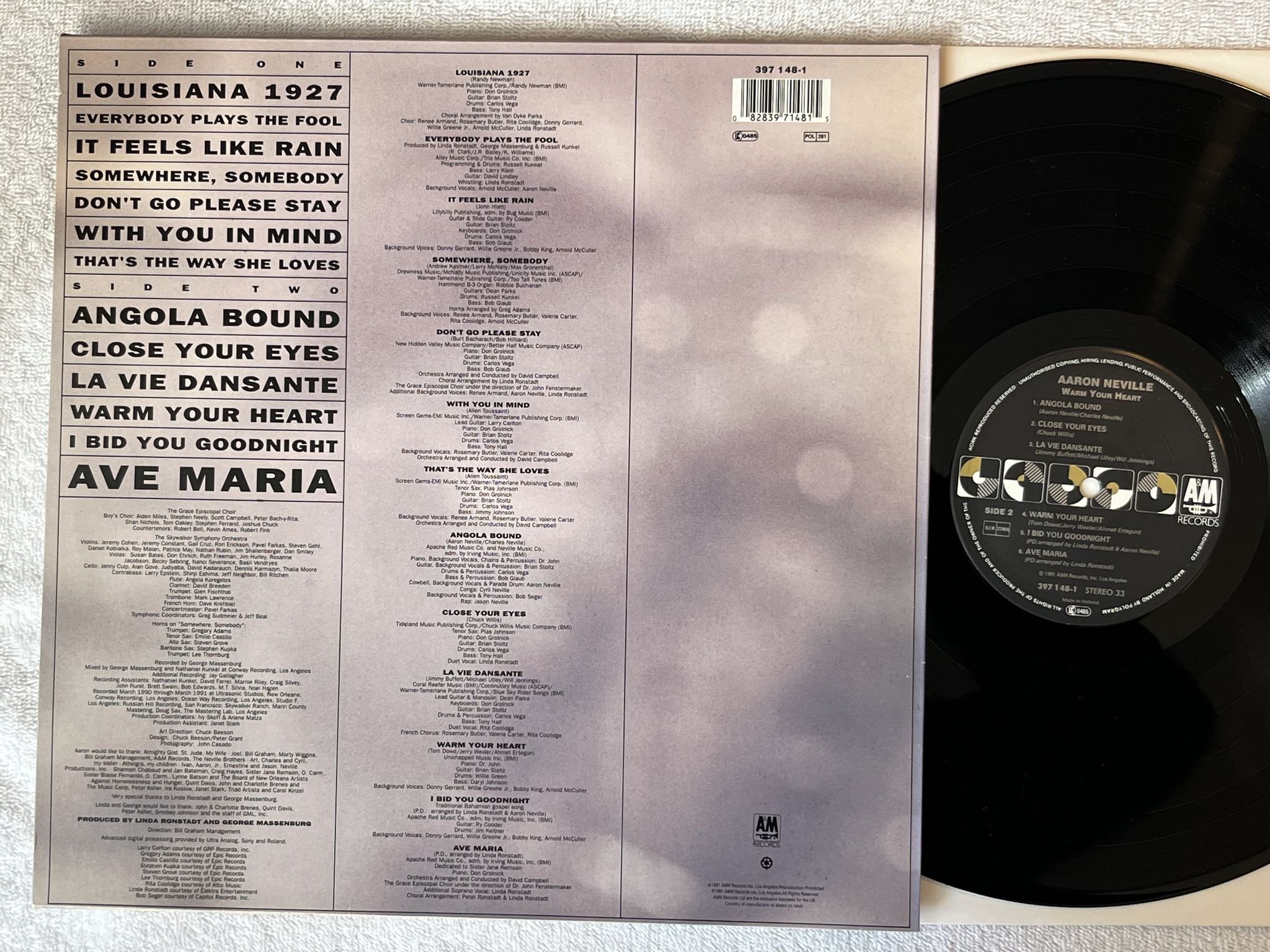 Omslagsbild för skivan AARON NEVILLE warm your heart LP -91 GEFFEN 397148-1 *** AUDIOPHILE ***