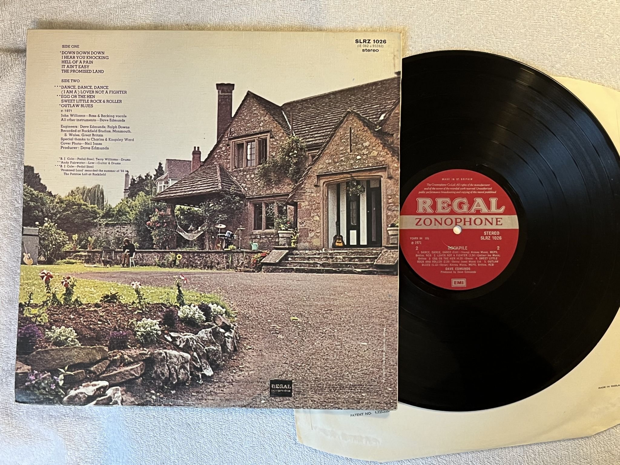 Omslagsbild för skivan DAVE EDMUNDS rockpile LP -71 UK REGAL ZONOPHONE SLRZ 1026