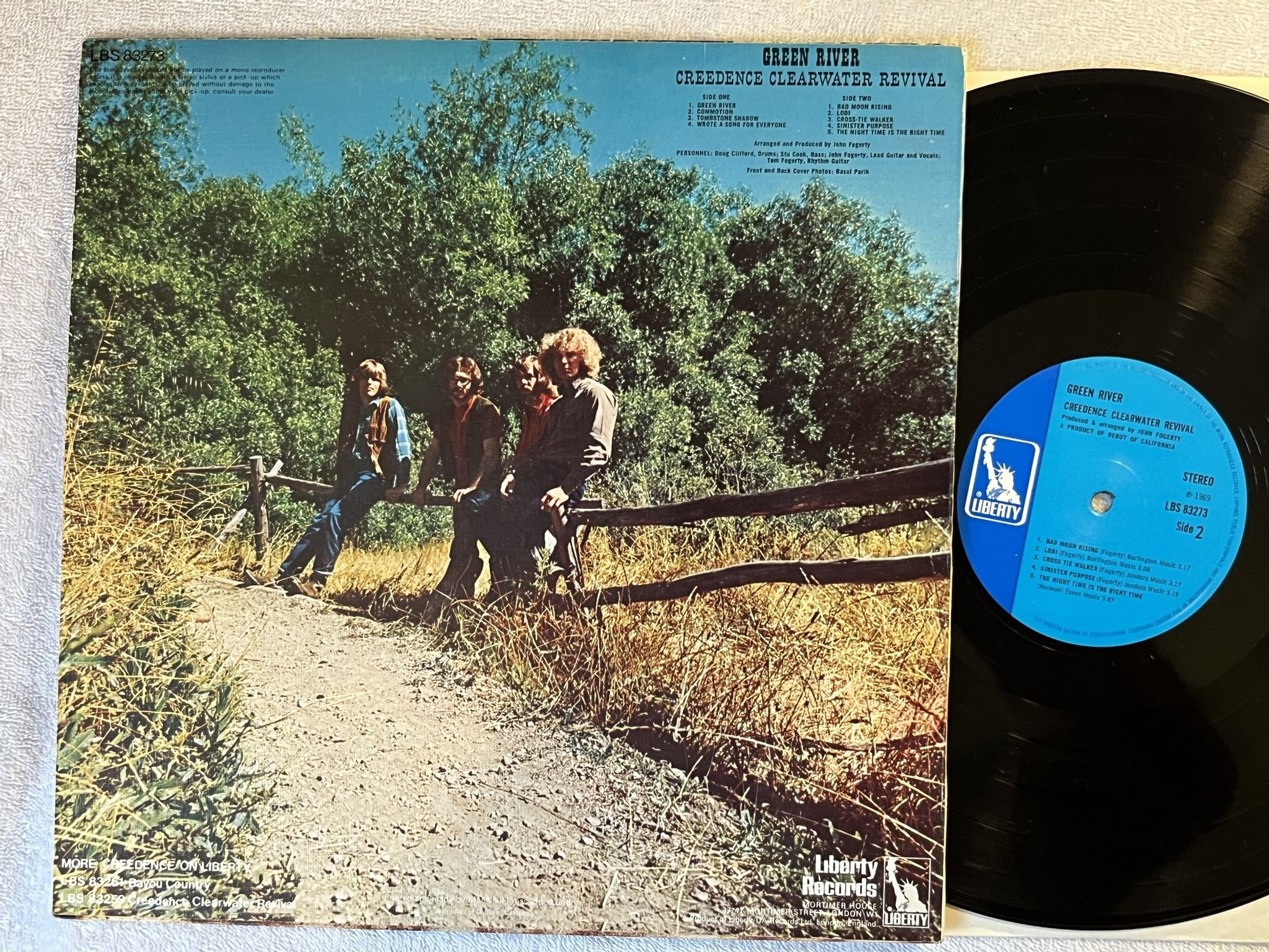 Omslagsbild för skivan CREEDENCE CLEARWATER REVIVAL green river LP -69 UK LIBERTY LBS 83273