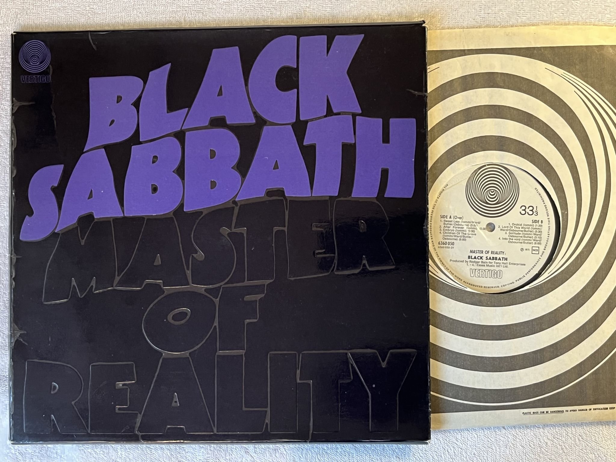 Omslagsbild för skivan BLACK SABBATH master of reality LP -71 ncb VERTIGO 6360050 *** POSTER ***