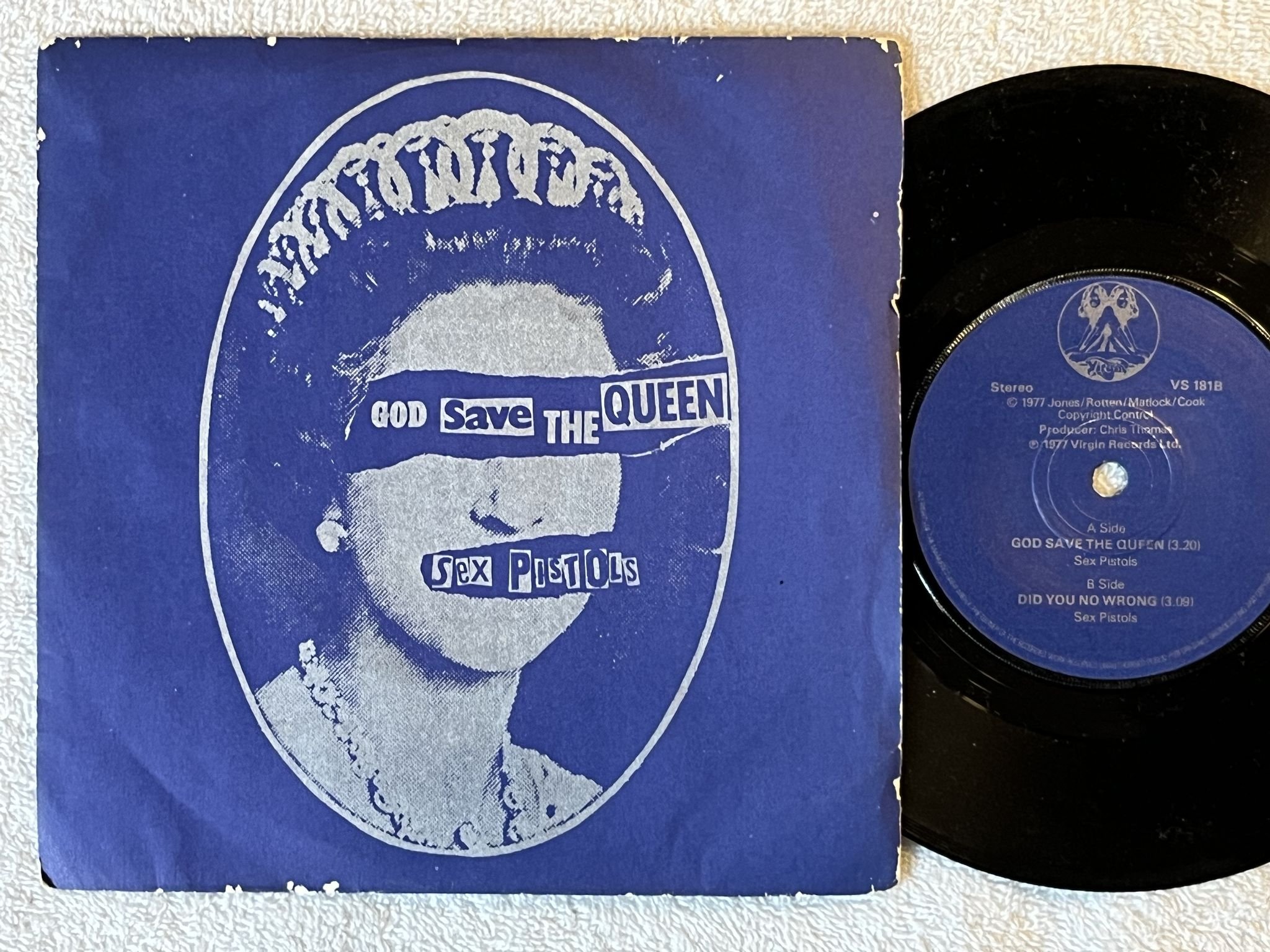 Omslagsbild för skivan SEX PISTOLS god save the queen 7" -77 UK VIRGIN VS 181