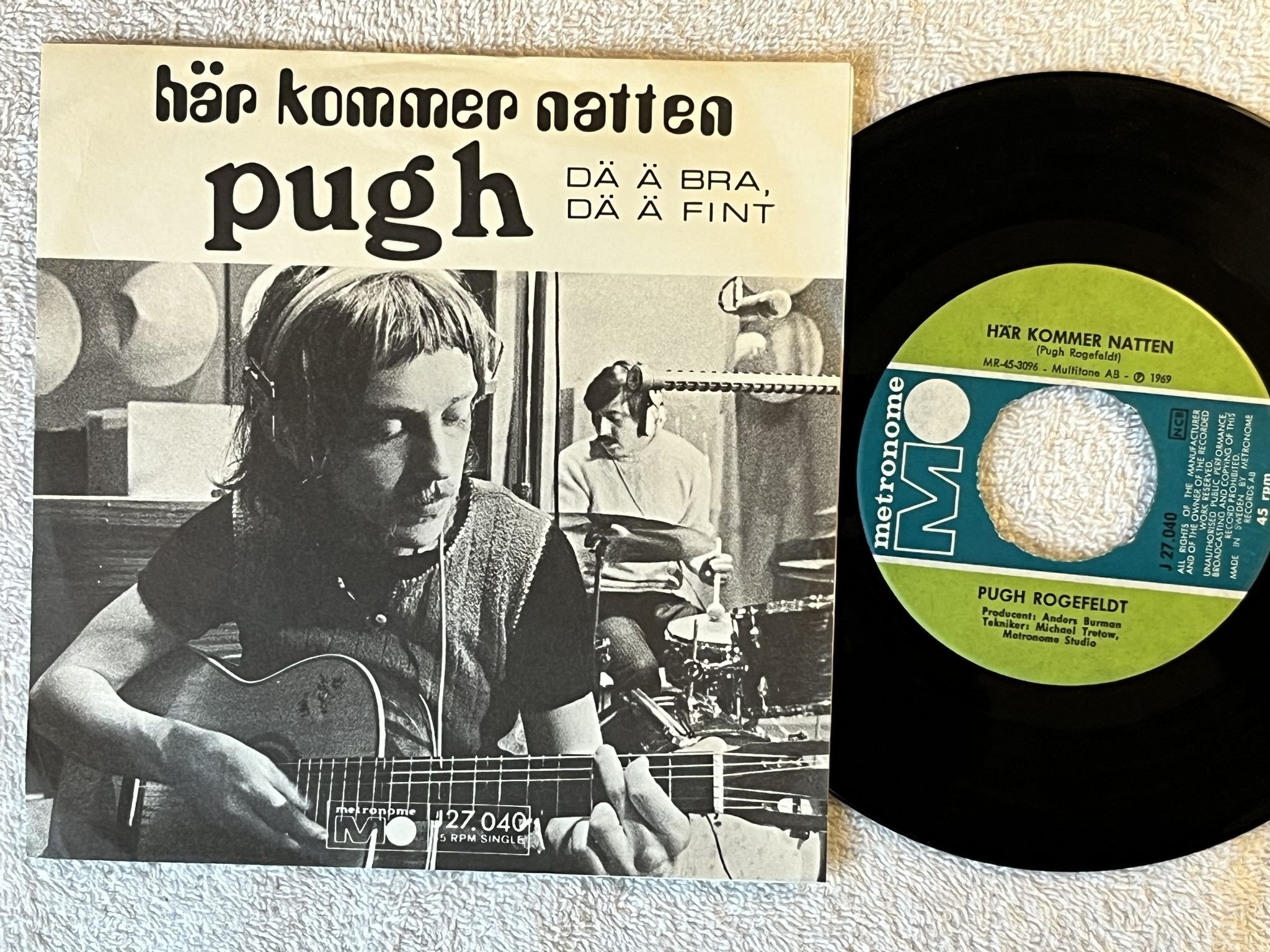 Omslagsbild för skivan PUGH ROGEFELDT här kommer natten 7" -69 Swe METRONOME J 27040
