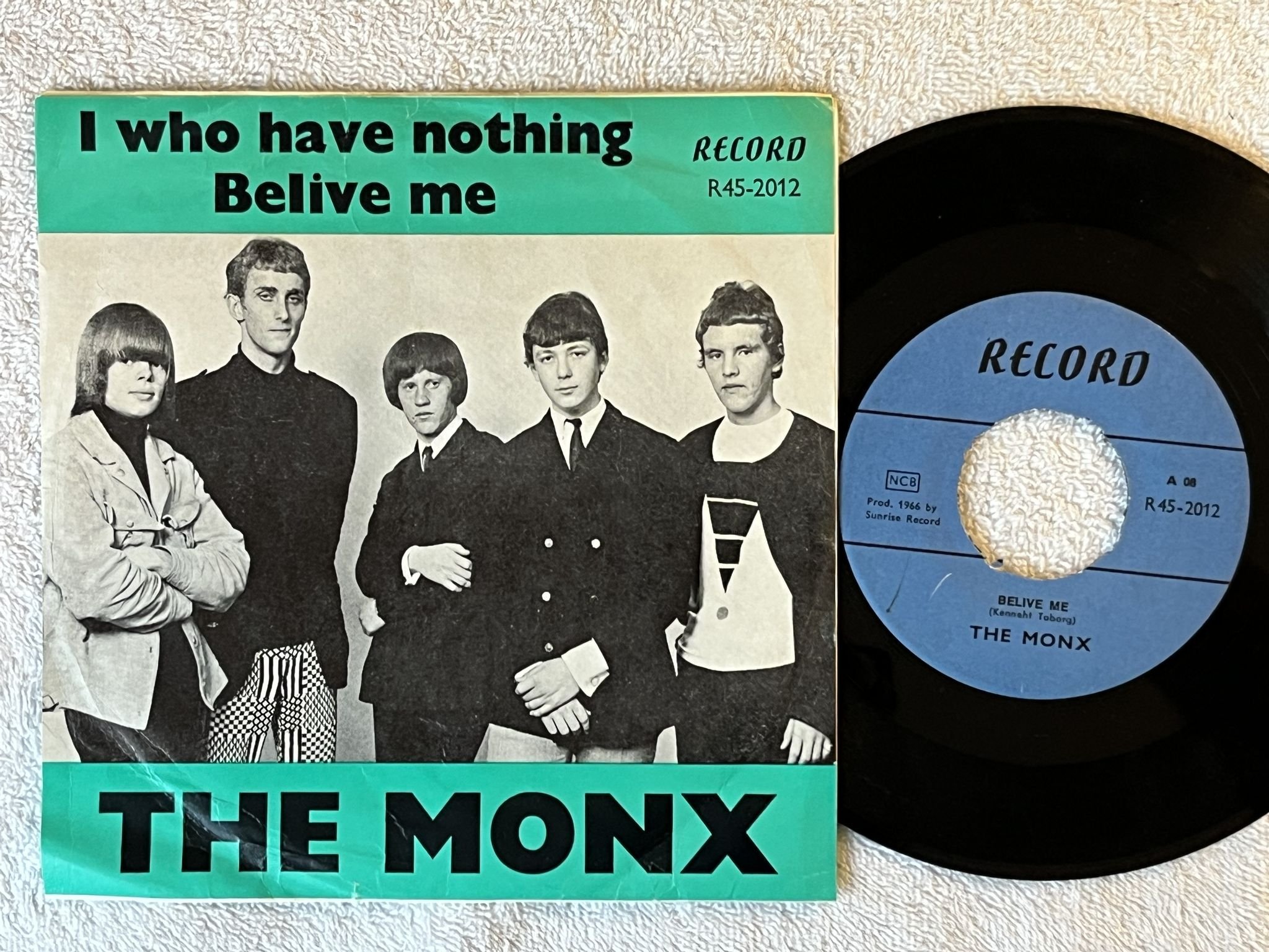 Omslagsbild för skivan THE MONX I who have nothing 7" -66 Swe RECORD R 45-2012
