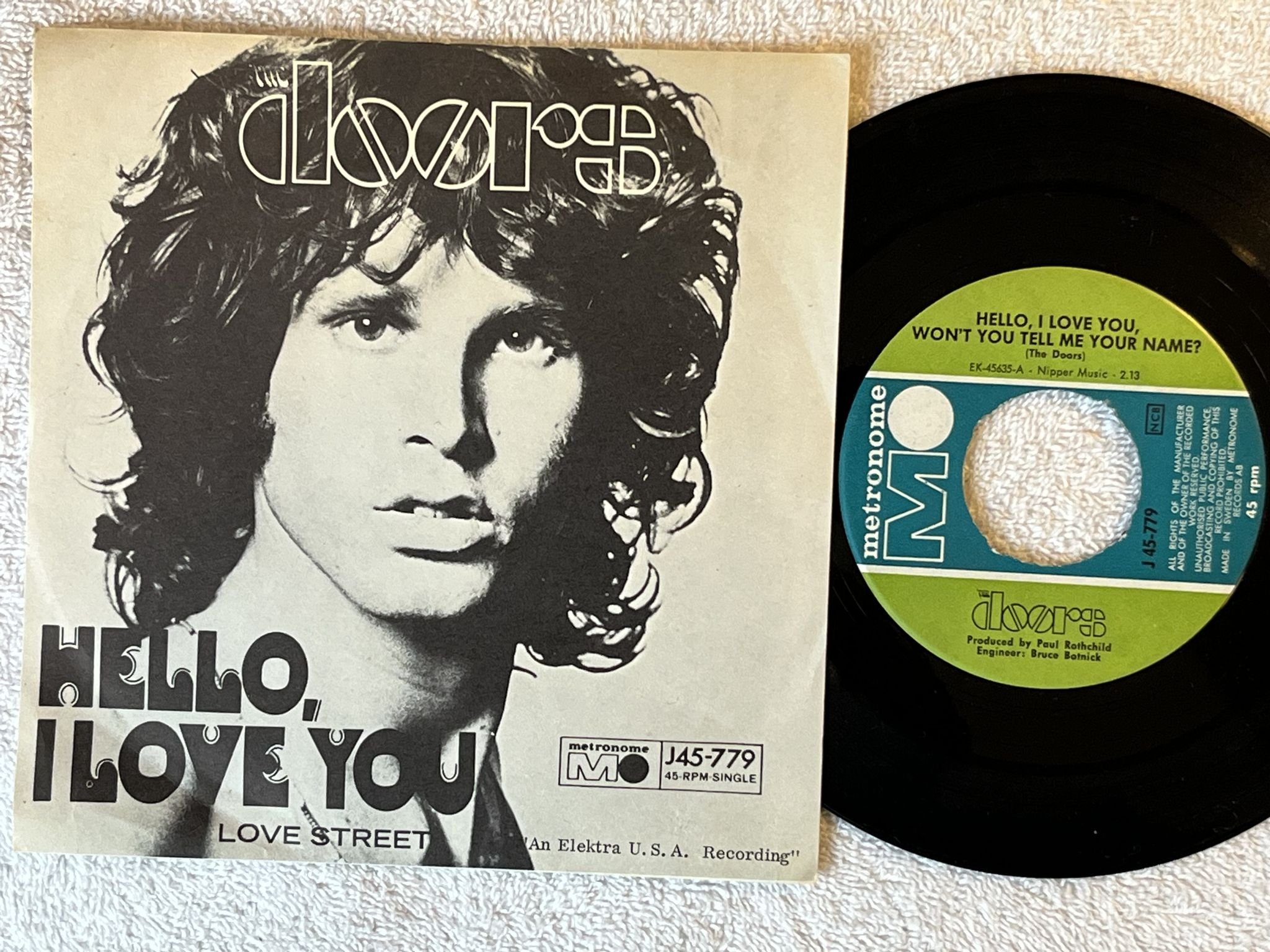 Omslagsbild för skivan THE DOORS hello, I love you 7" -68 Swe METRONOME J 45-779