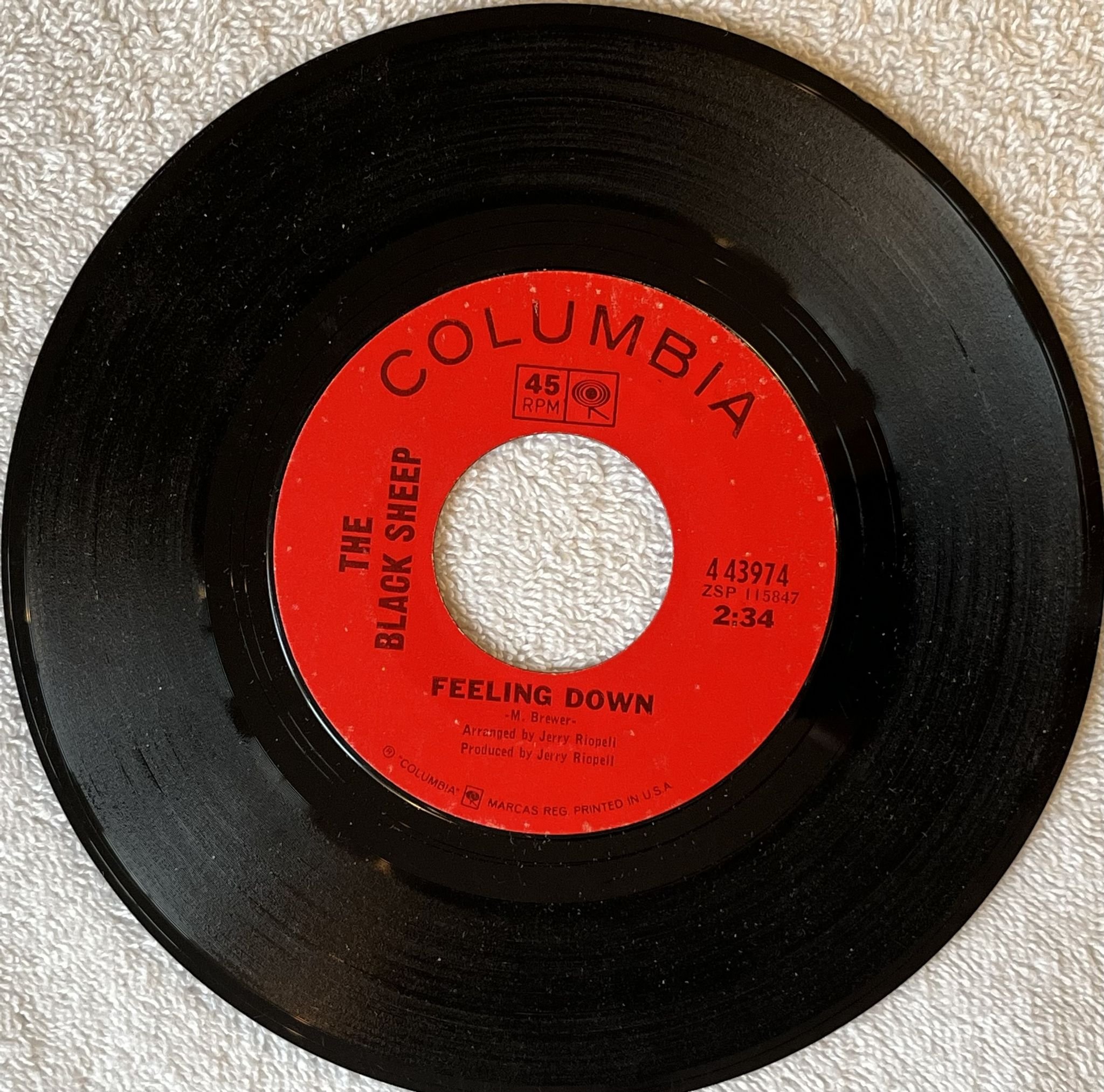 Omslagsbild för skivan THE BLACK SHEEP Suzanne 7" -67 US COLUMBIA 43974 *** RARE PSYCH / FOLK ***