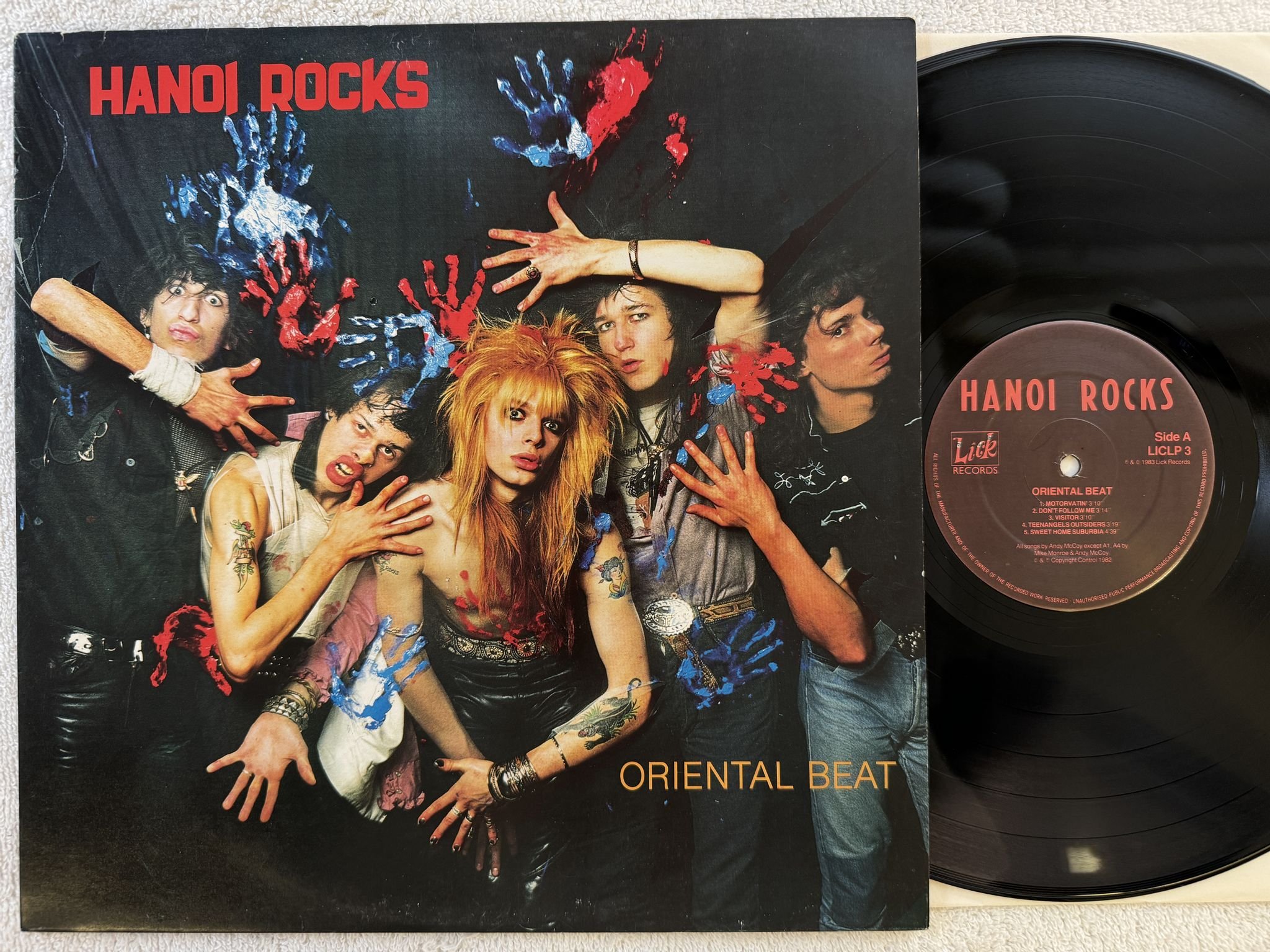 Omslagsbild för skivan HANOI ROCKS oriental beat LP -83 UK LICK LICLP 3
