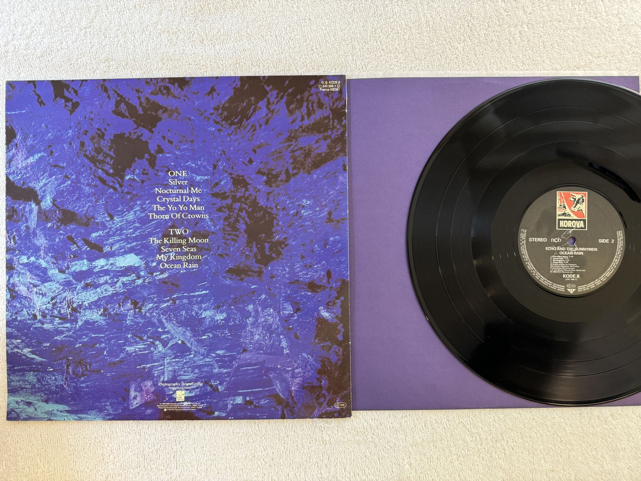 Omslagsbild för skivan ECHO & THE BUNNYMEN ocean rain LP -84 ncb KOROVA KODE 8
