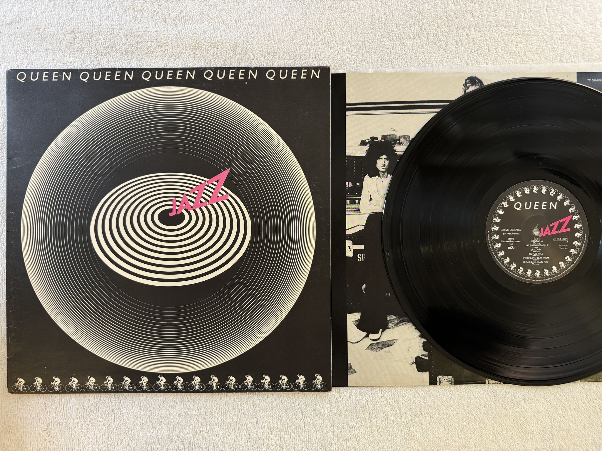 Omslagsbild för skivan QUEEN jazz LP -78 ncb EMI 7C 064-61820